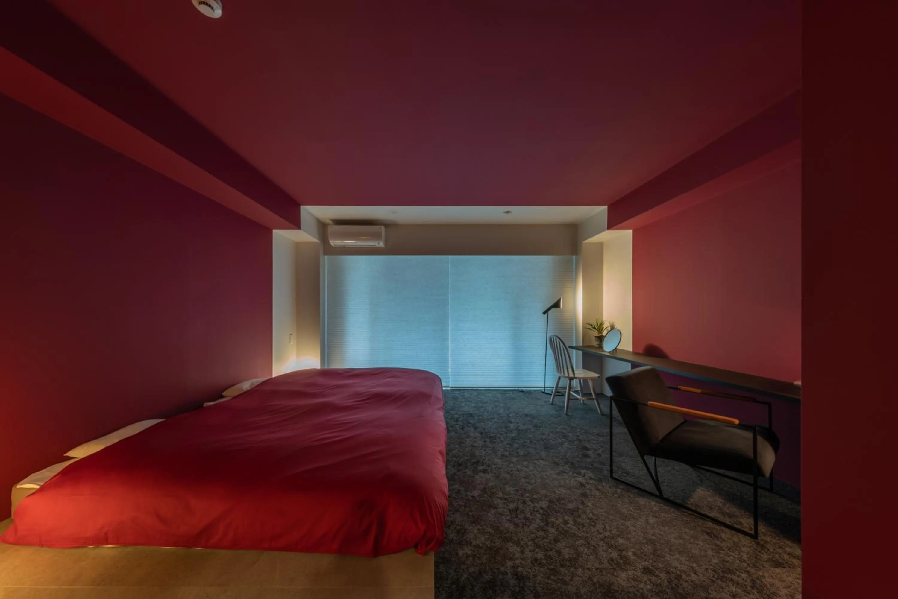 Bed in Seven Stories