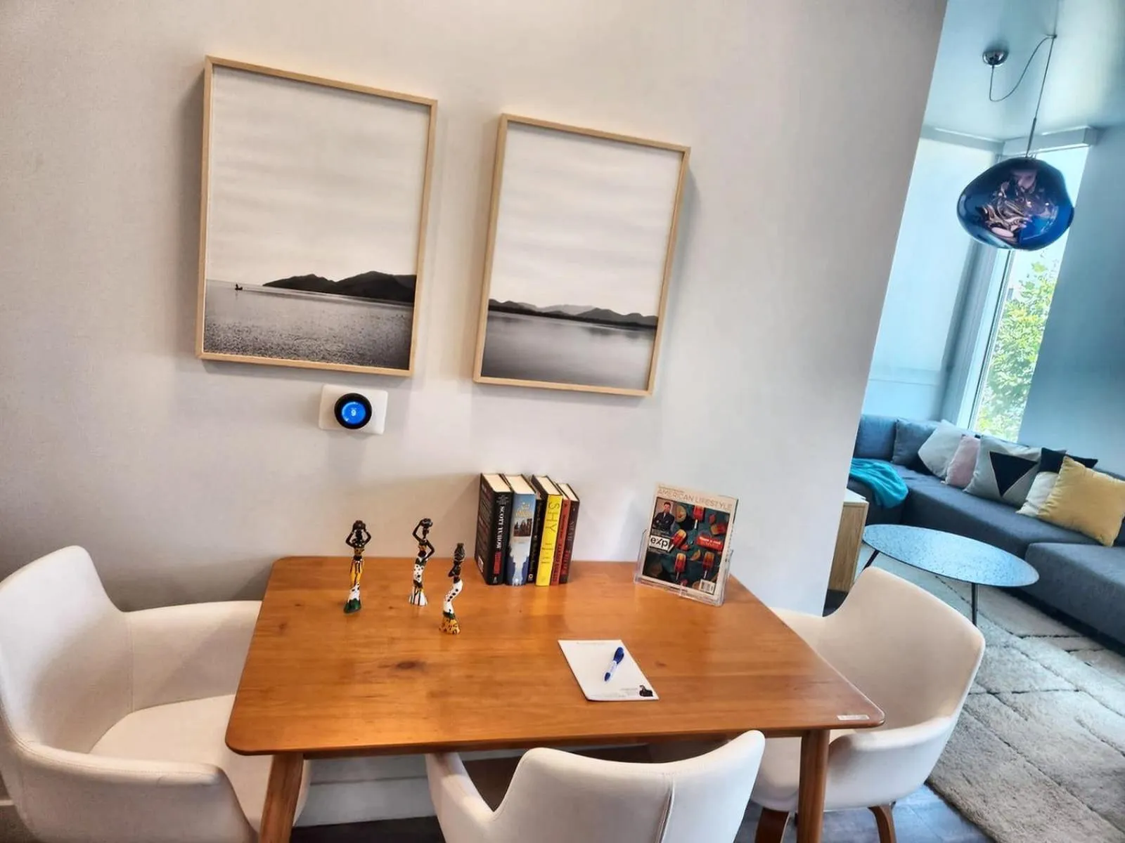 Living room in Hollywood Homes minutes to everything SPACIOUS AND FREE PARKING