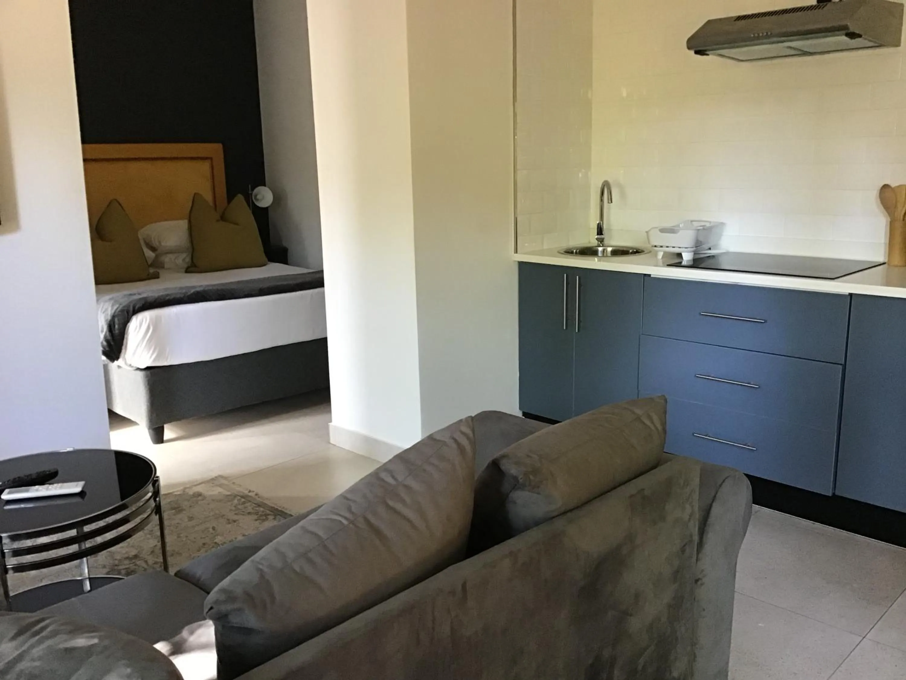 Photo of the whole room in The Capital Guest House