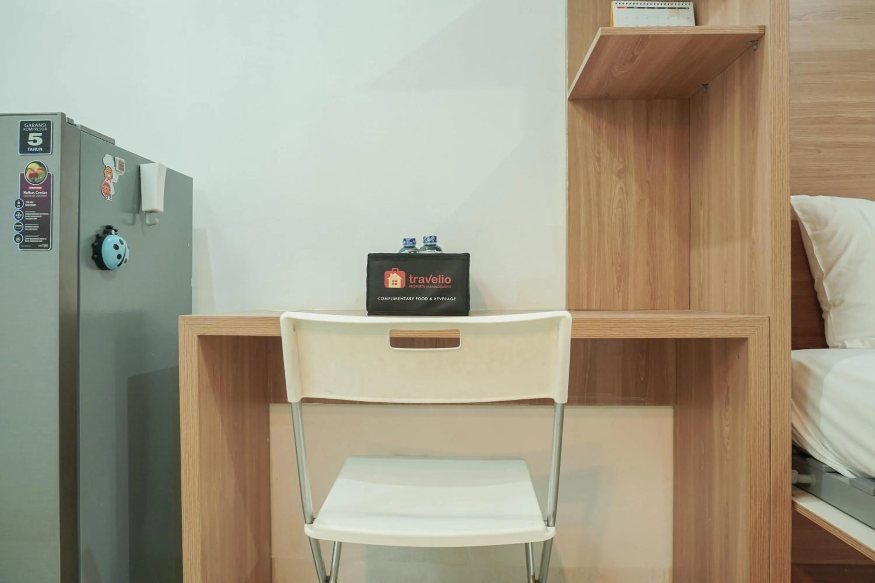 Lovely and Strategic Studio at Green Pramuka Apartment By Travelio