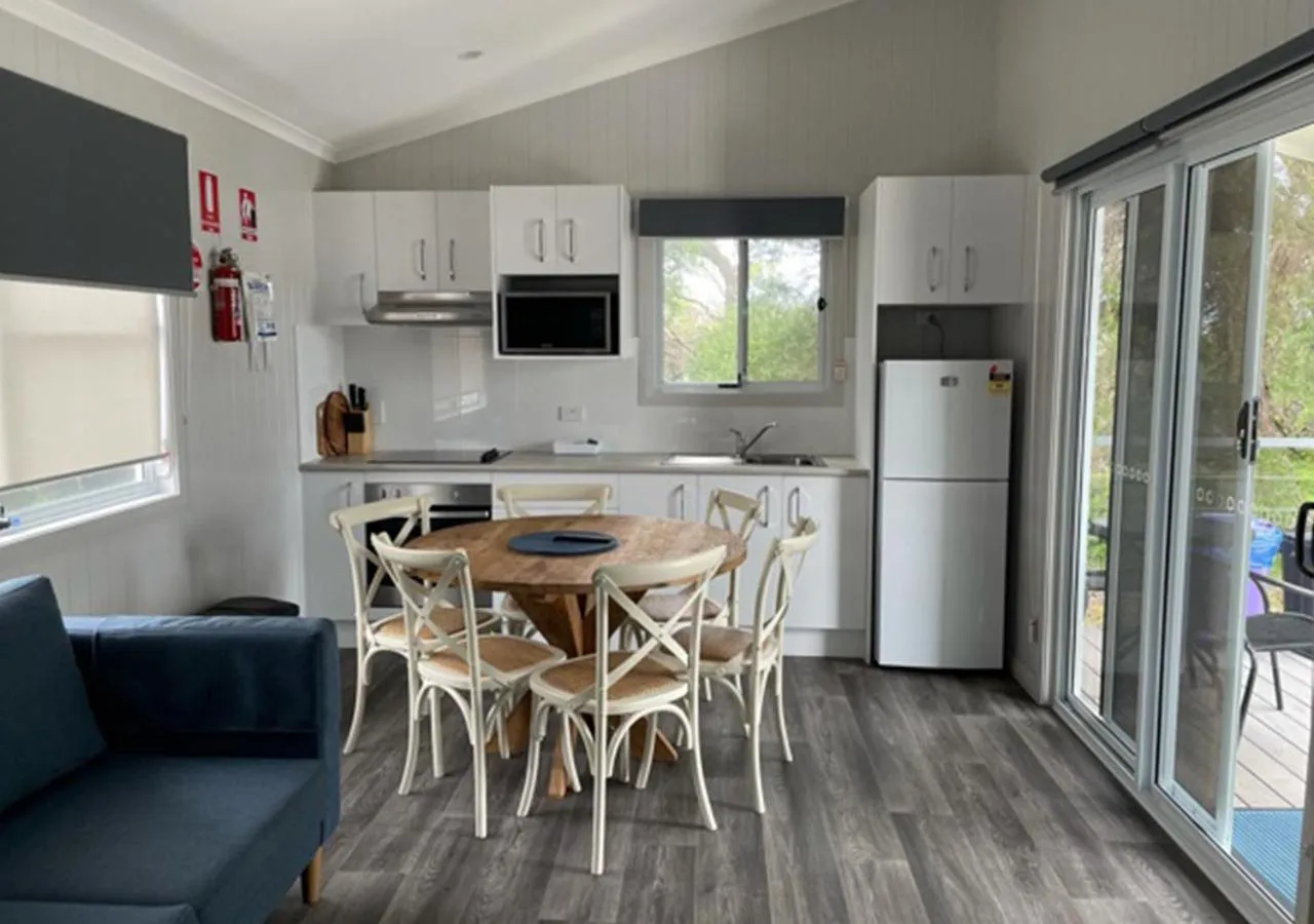 Kitchen or kitchenette in NRMA Shellharbour Beachside Holiday Park