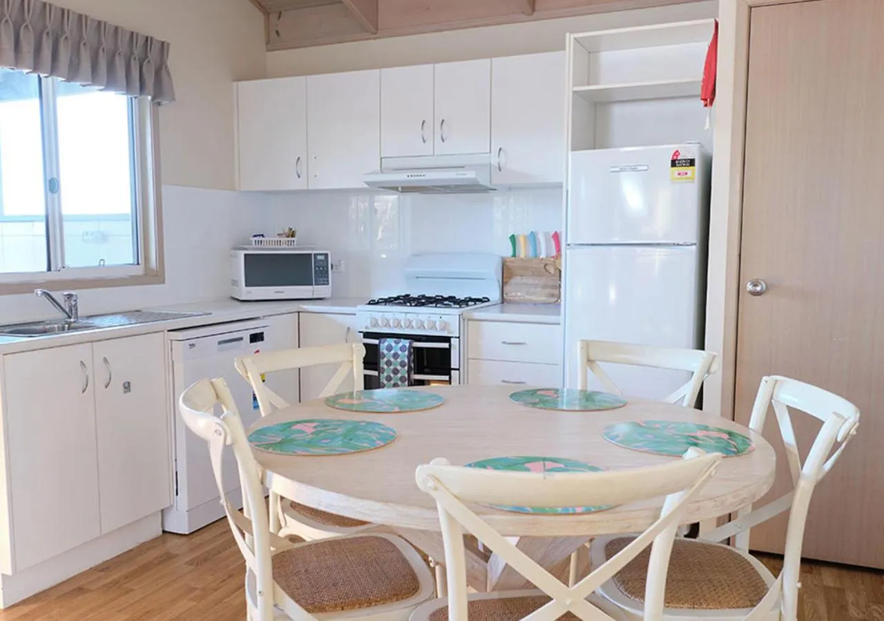 Kitchen or kitchenette in NRMA Shellharbour Beachside Holiday Park