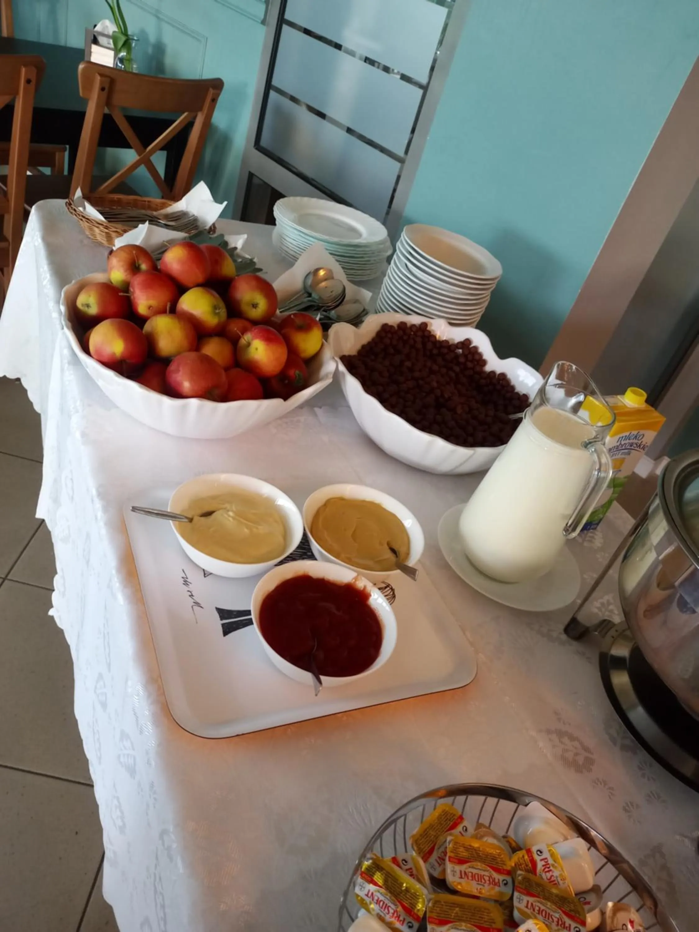 Restaurant/places to eat in Hotel Kreator-Sport