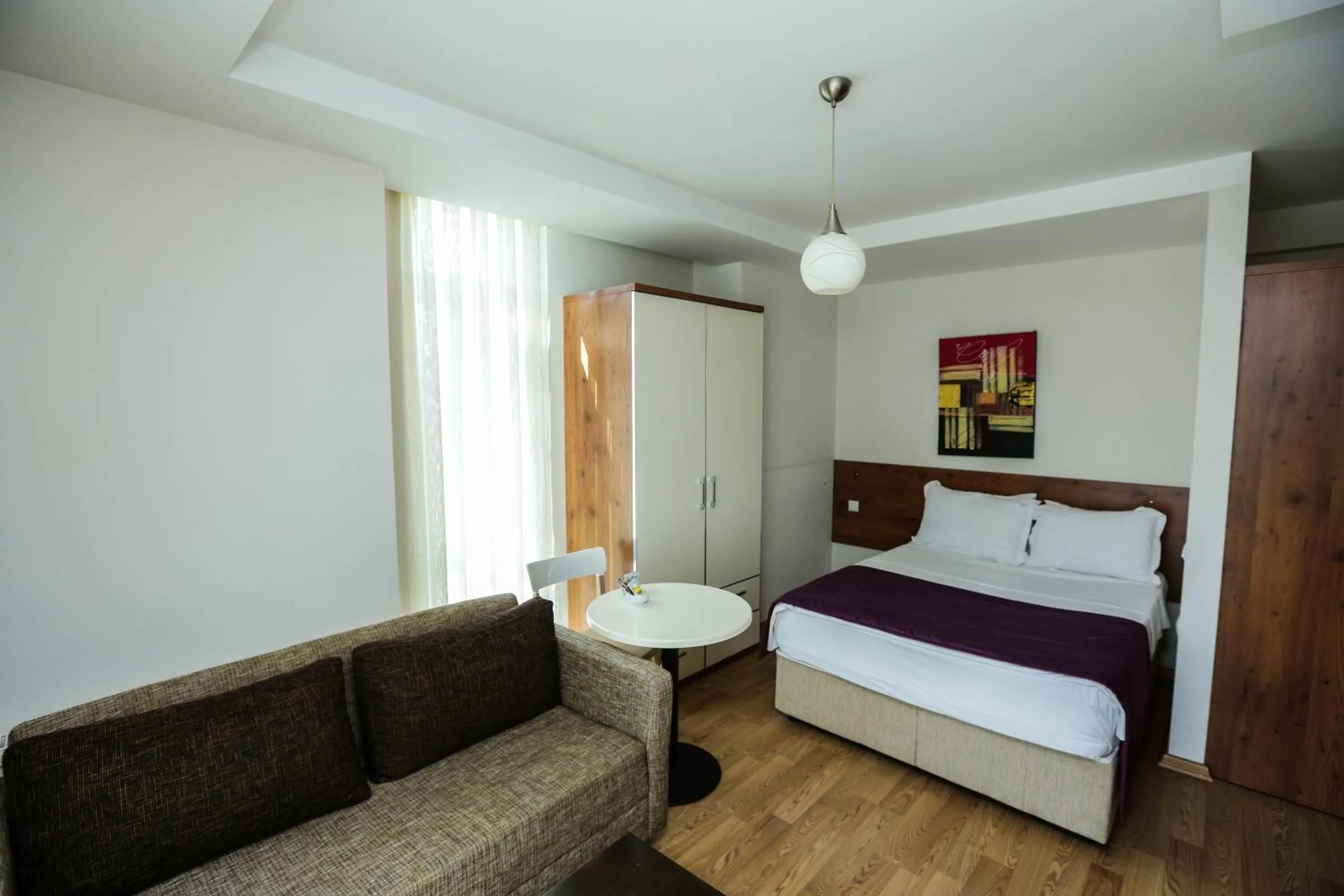 Photo of the whole room in Upart Home