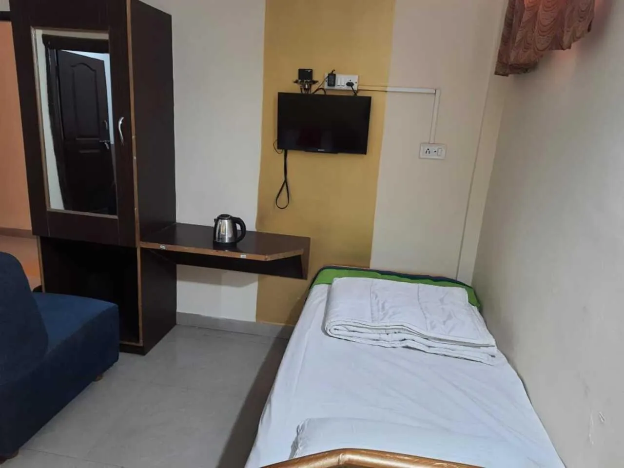 Bedroom in Abhimaan Residency