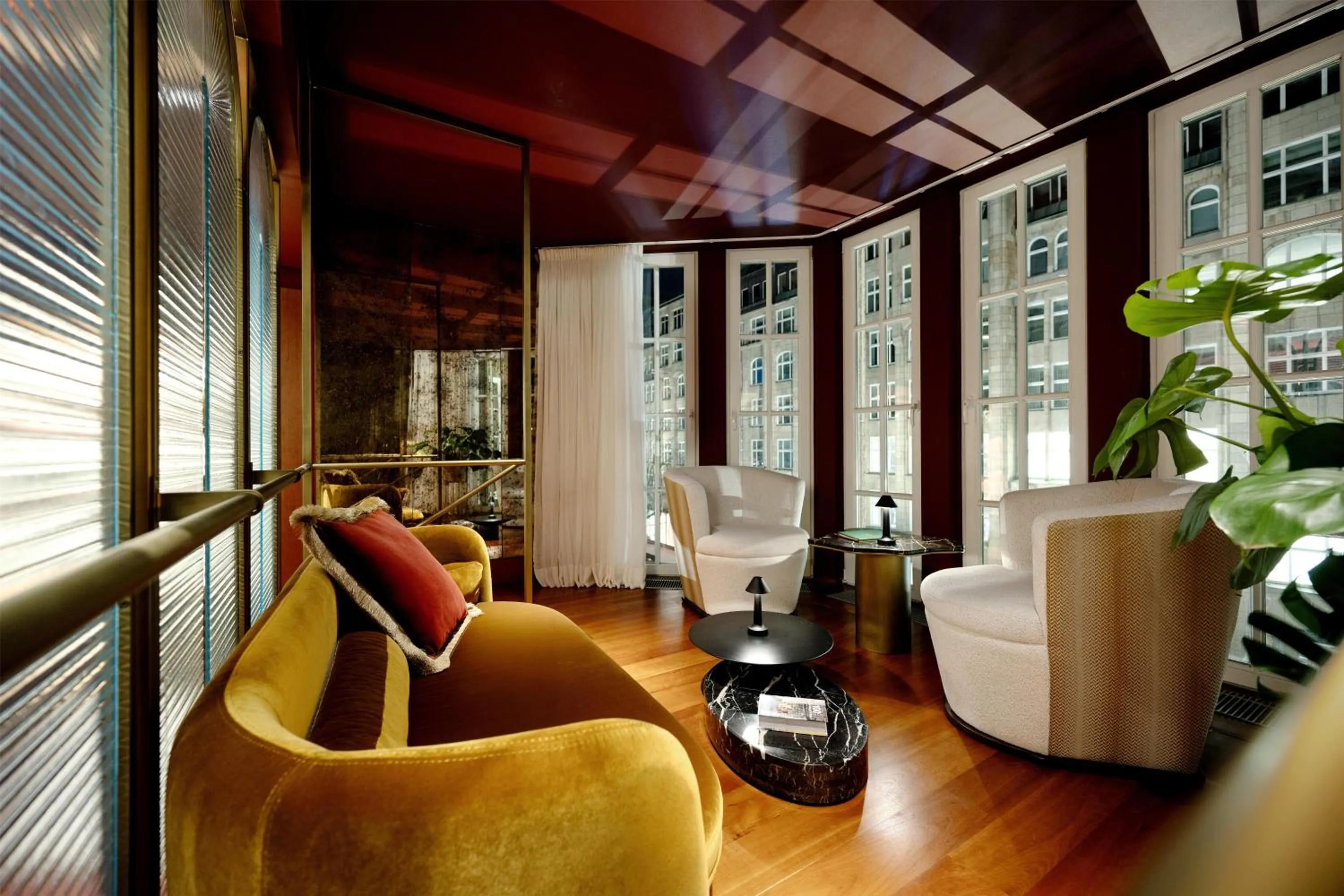 Lounge or bar in Conrad Hamburg