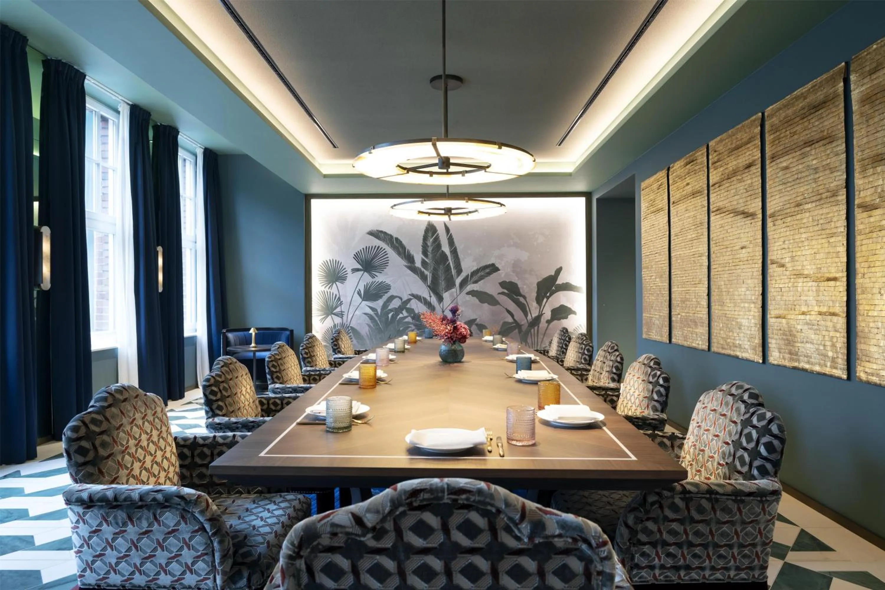 Restaurant/places to eat in Conrad Hamburg