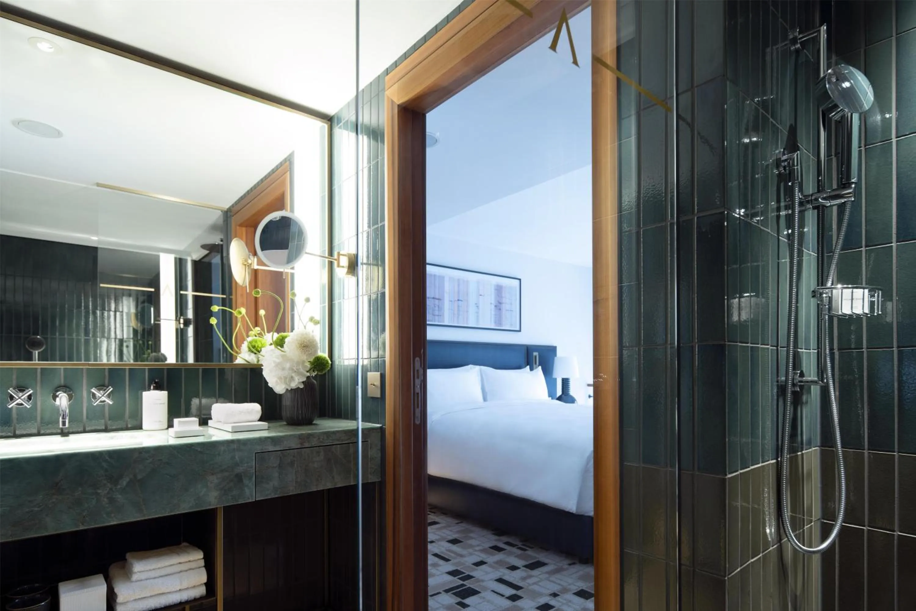 Bathroom in Conrad Hamburg