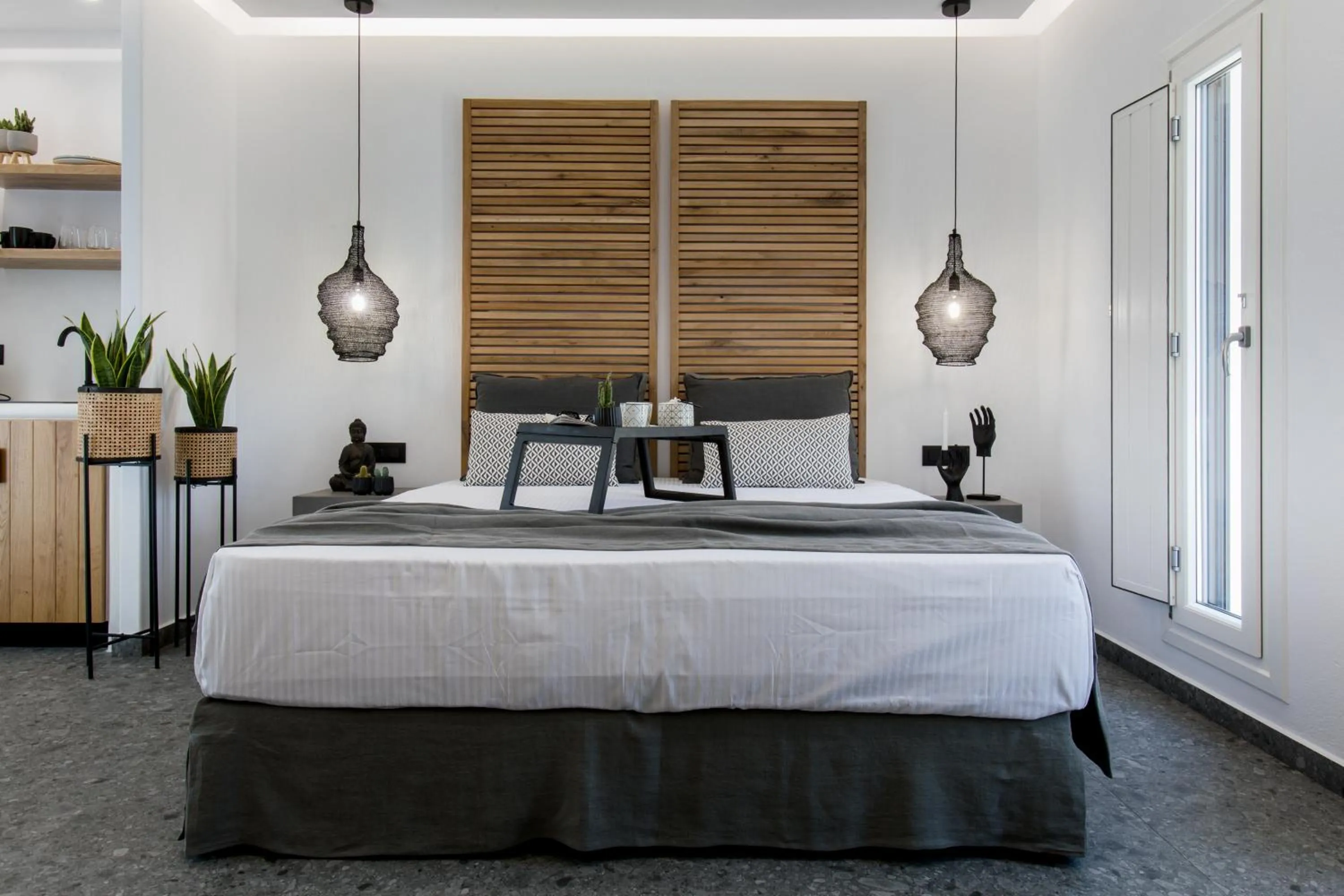 Bed in Naxian Secret