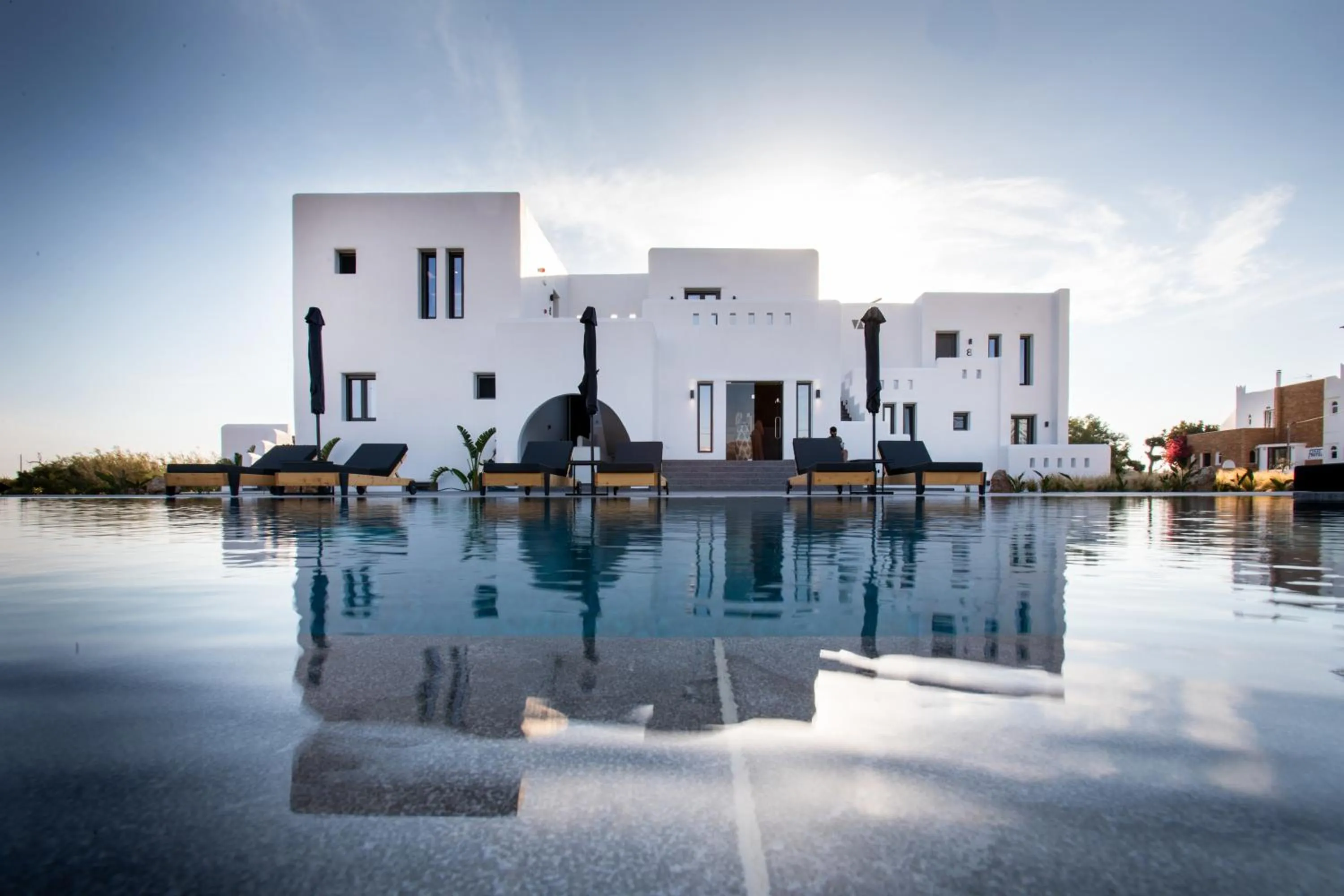 Property building in Naxian Secret