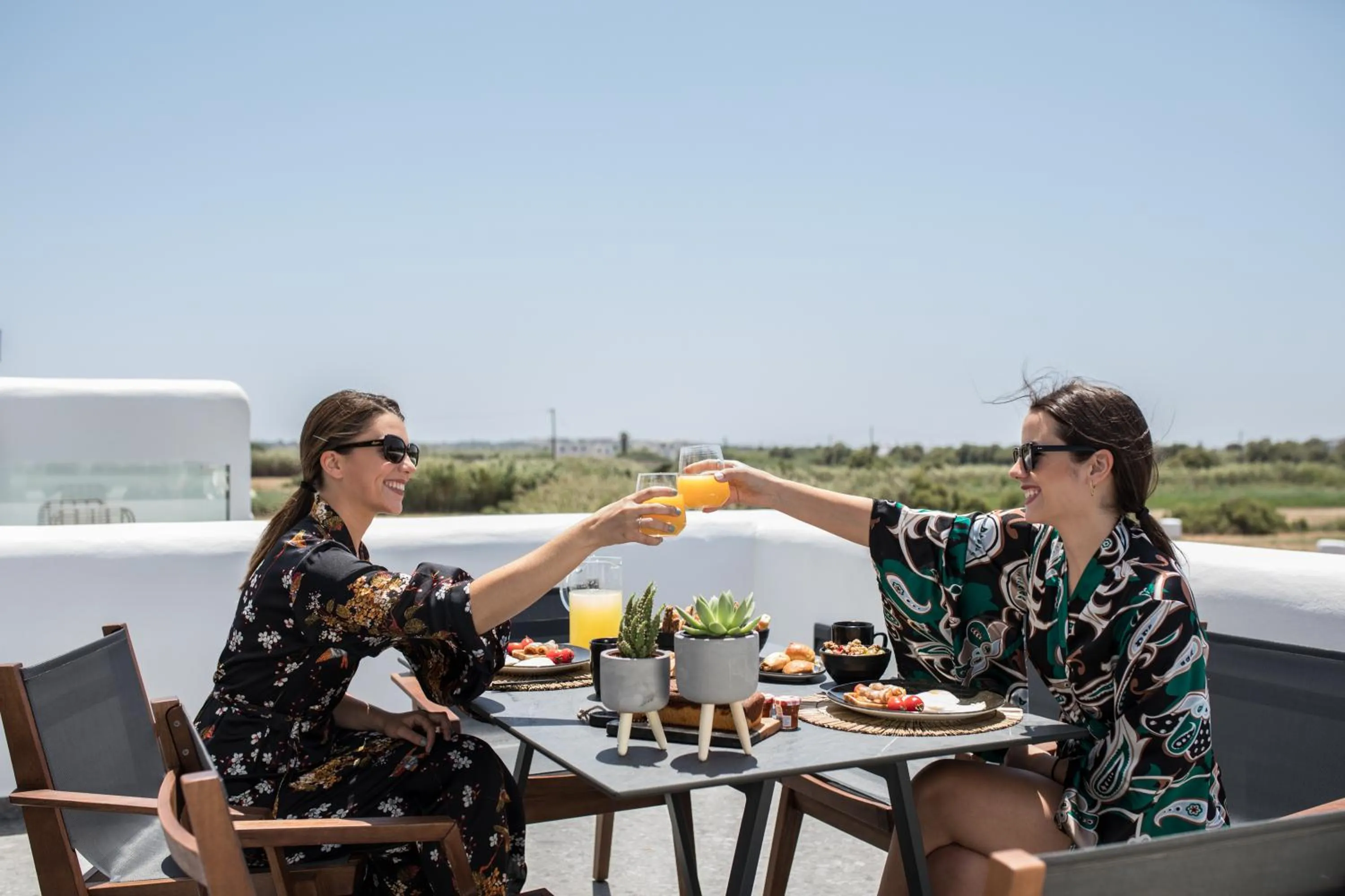 Breakfast in Naxian Secret