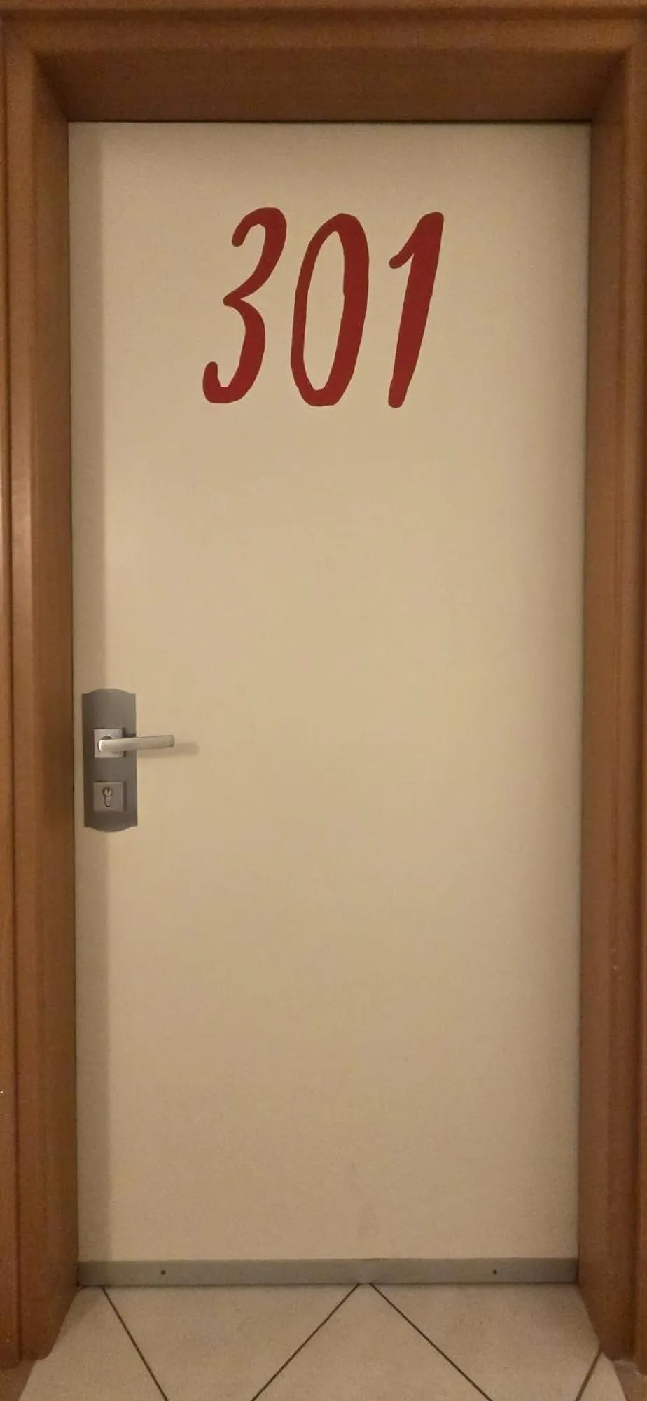 Text overlay in Ostello Città di Rovereto