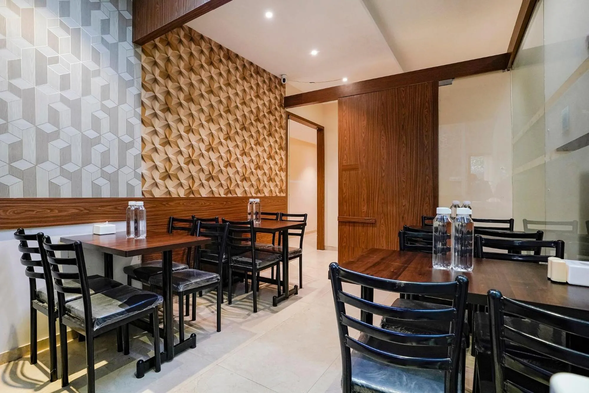 Restaurant/places to eat in Via Wynd