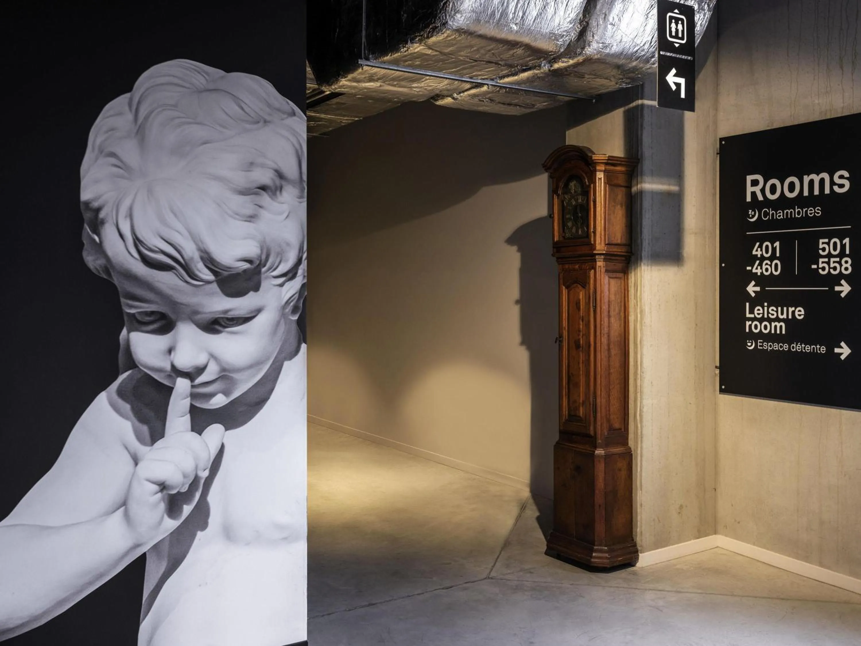 Bedroom in ibis Styles Namur