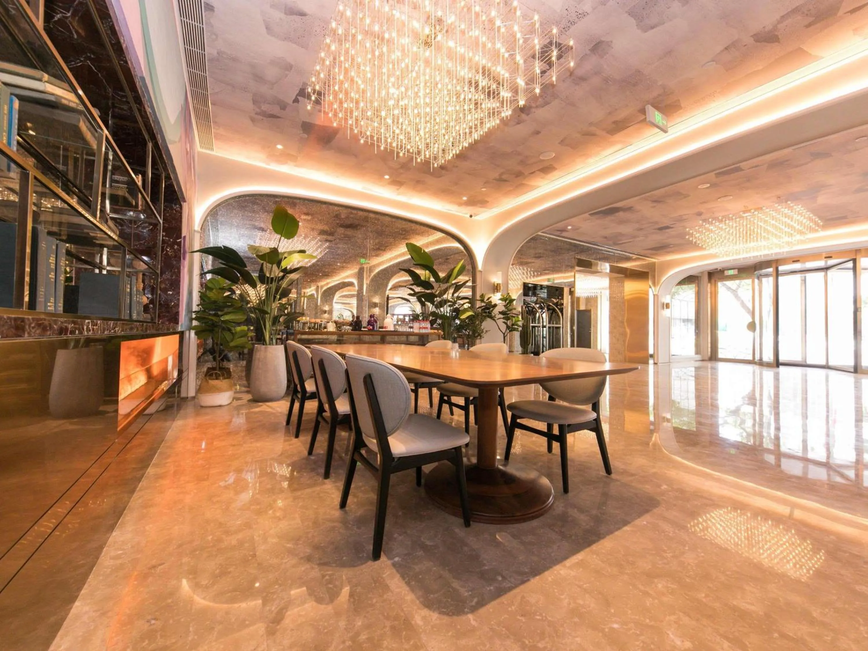 Property building in Mercure Xian City Centre