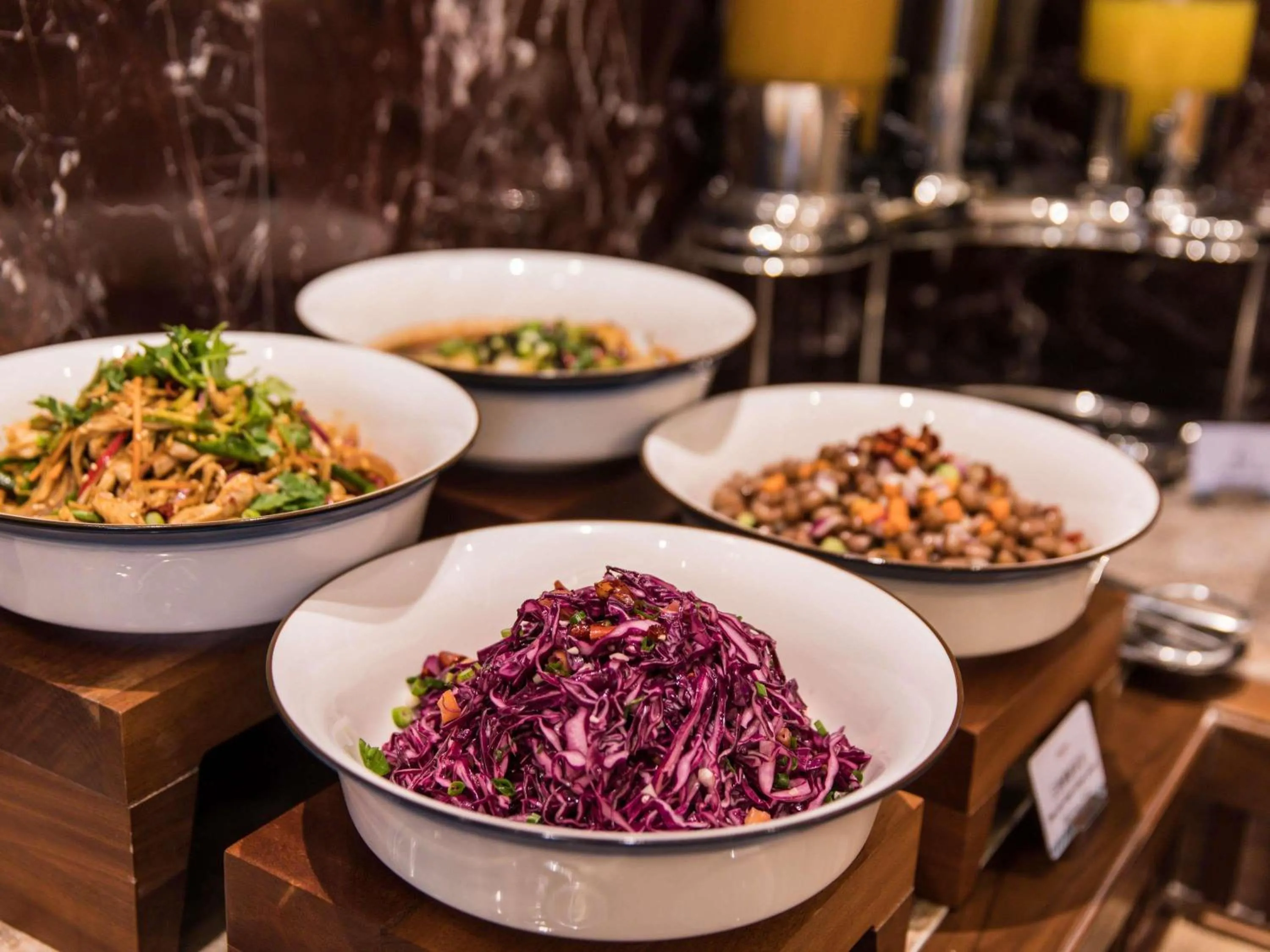 Restaurant/places to eat in Mercure Xian City Centre