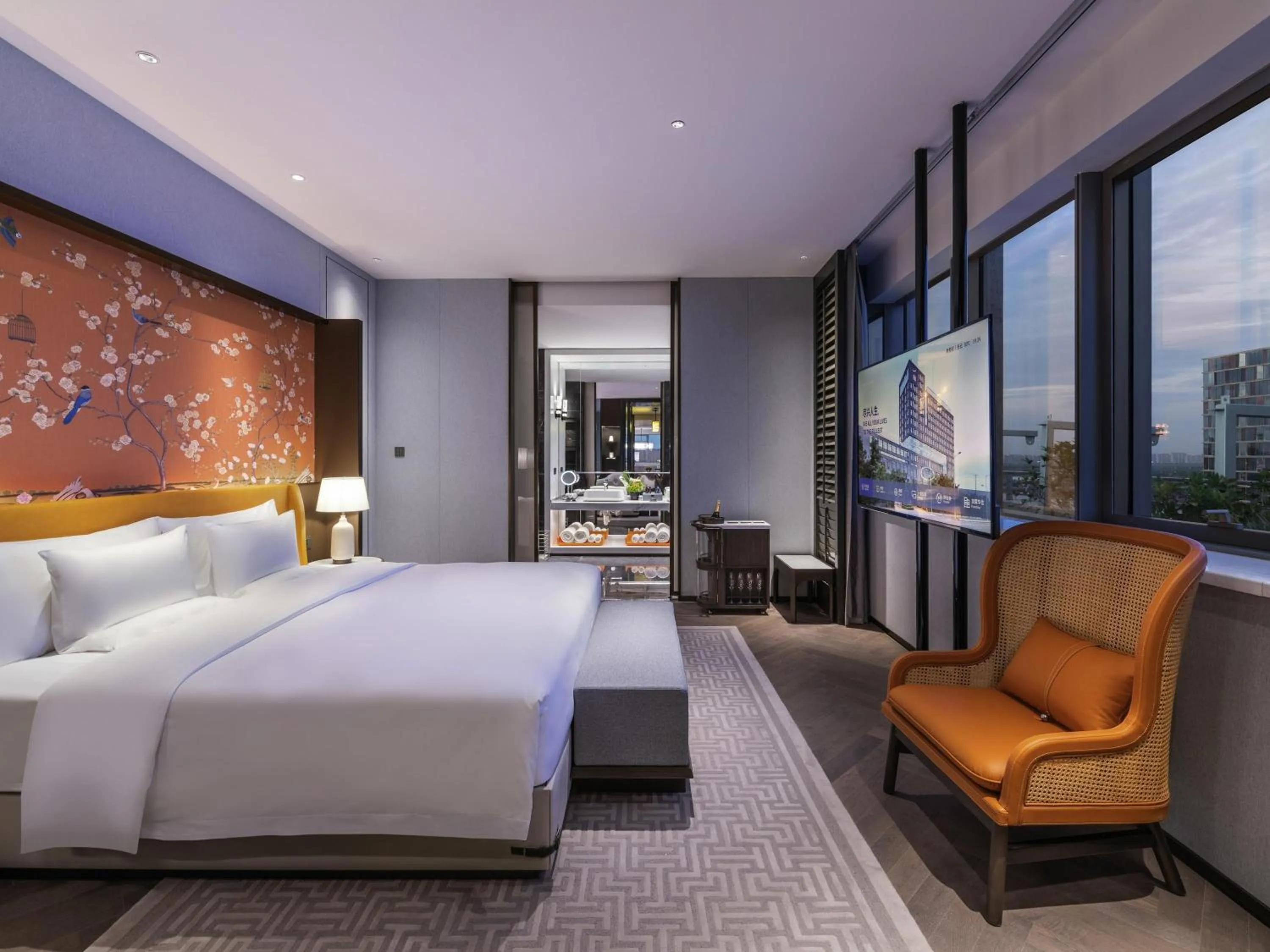 Bedroom, Bed in Novotel Xian Xixian