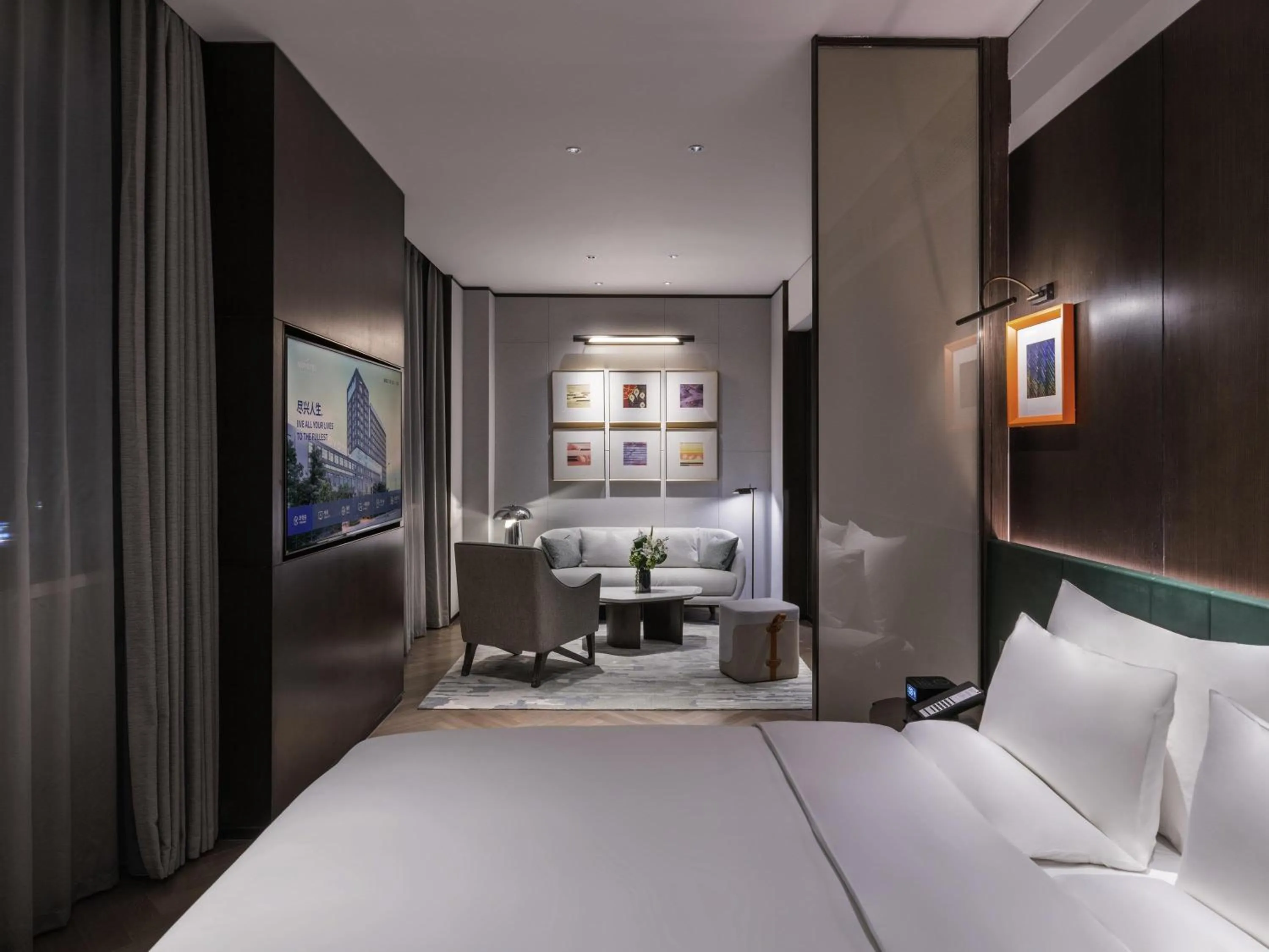 Bedroom, Bed in Novotel Xian Xixian