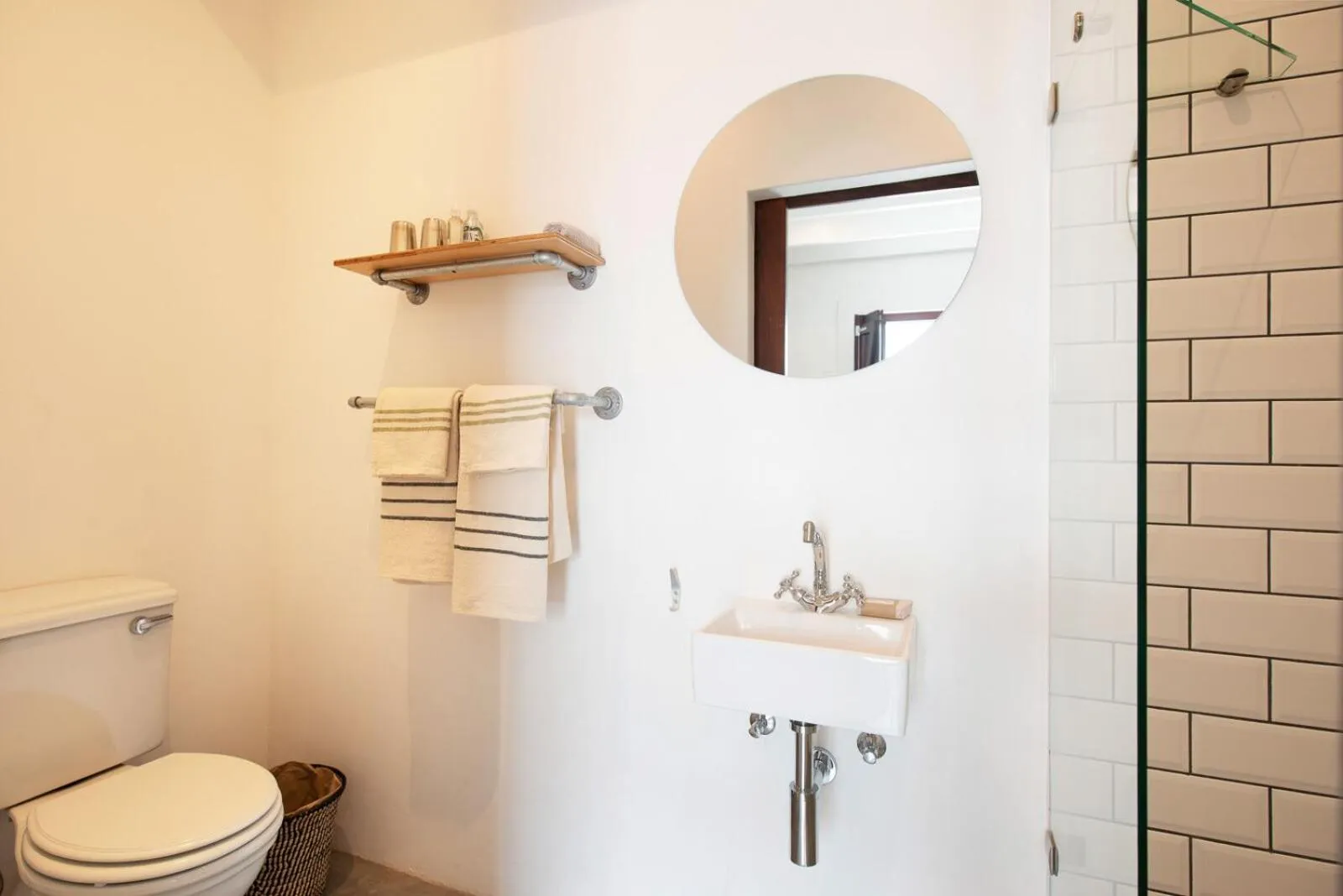 Bathroom in Gonana Guesthouse