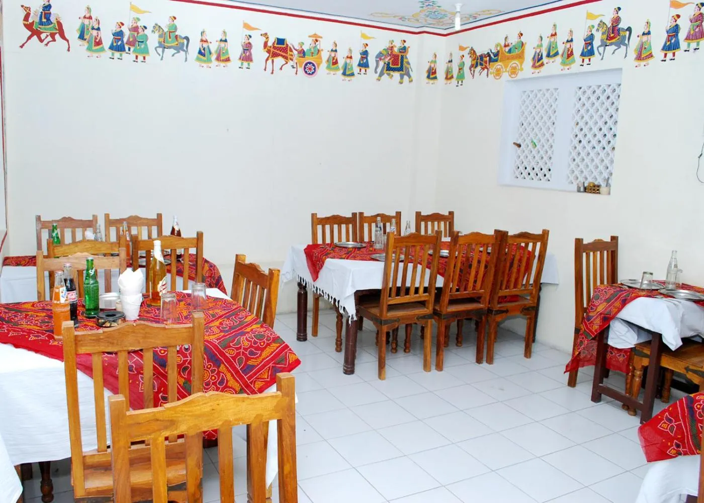 Food and drinks in Hotel Shekhawati Mandawa