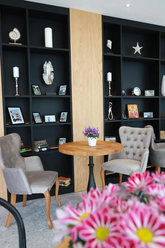 Lobby or reception in Antares City Sozopol