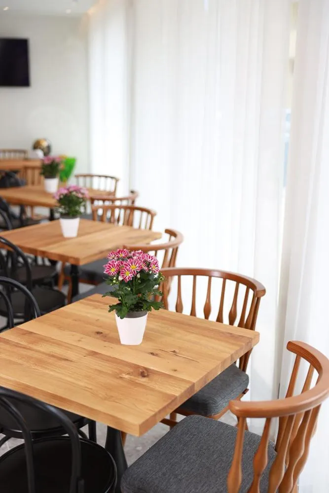 Restaurant/places to eat in Antares City Sozopol