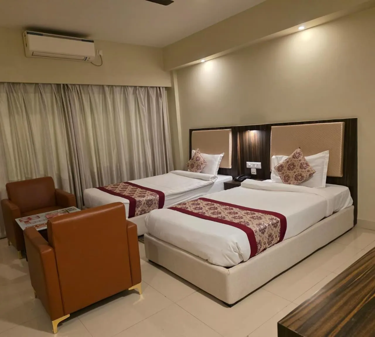 Bed in Hotel Star Bodh Gaya