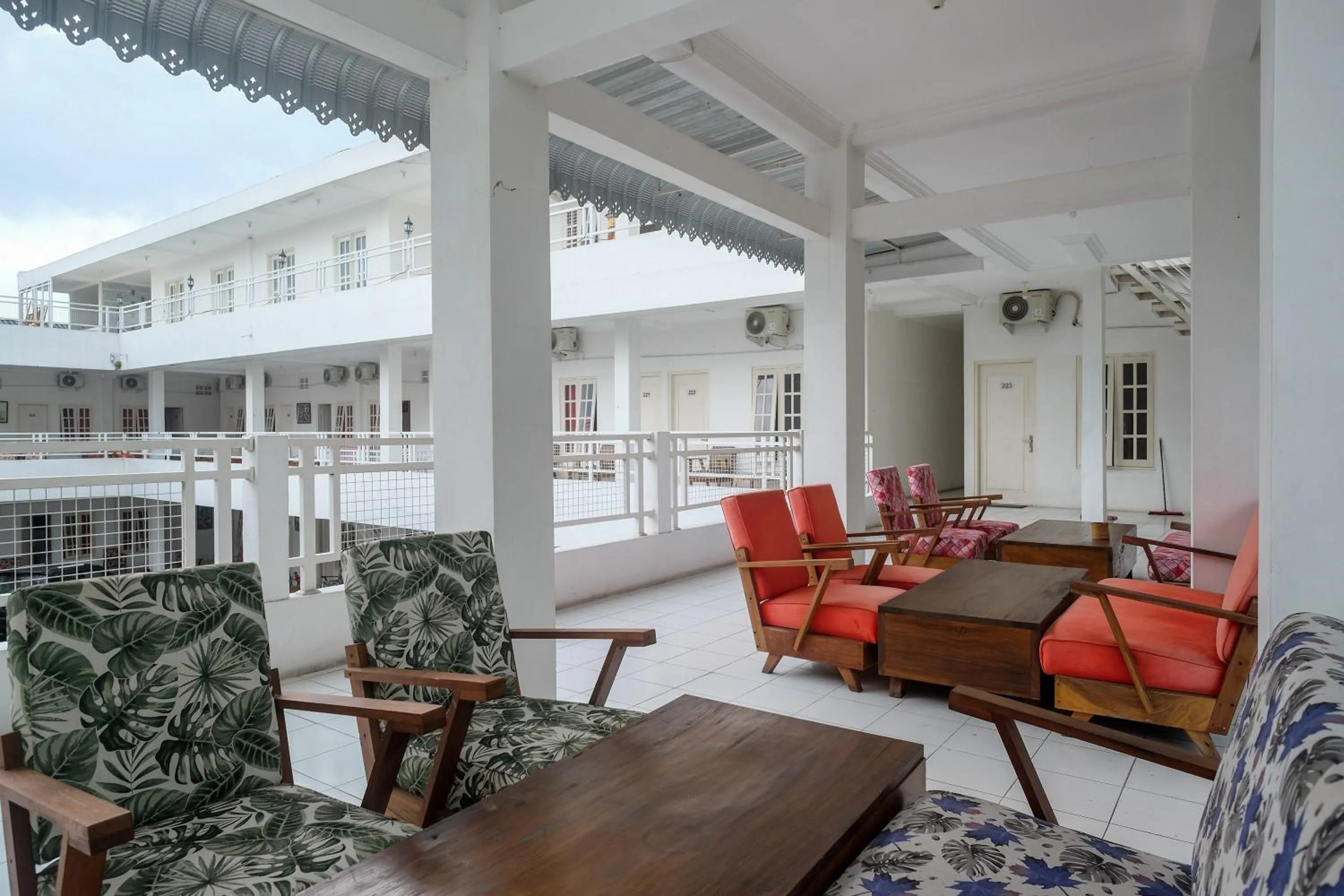 Balcony/Terrace in RedDoorz Plus near UMS Solo