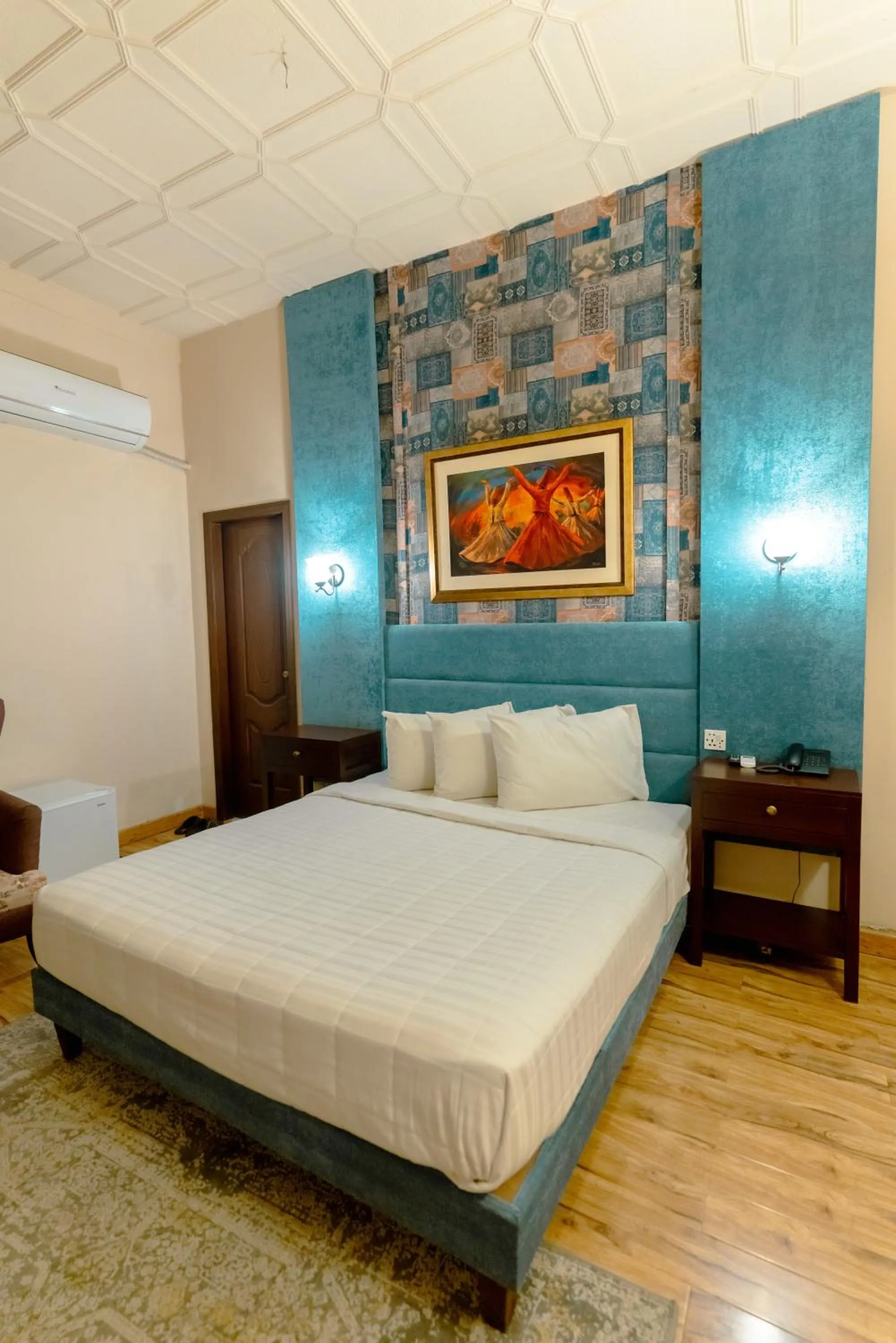 Bed in Shelton Guest House