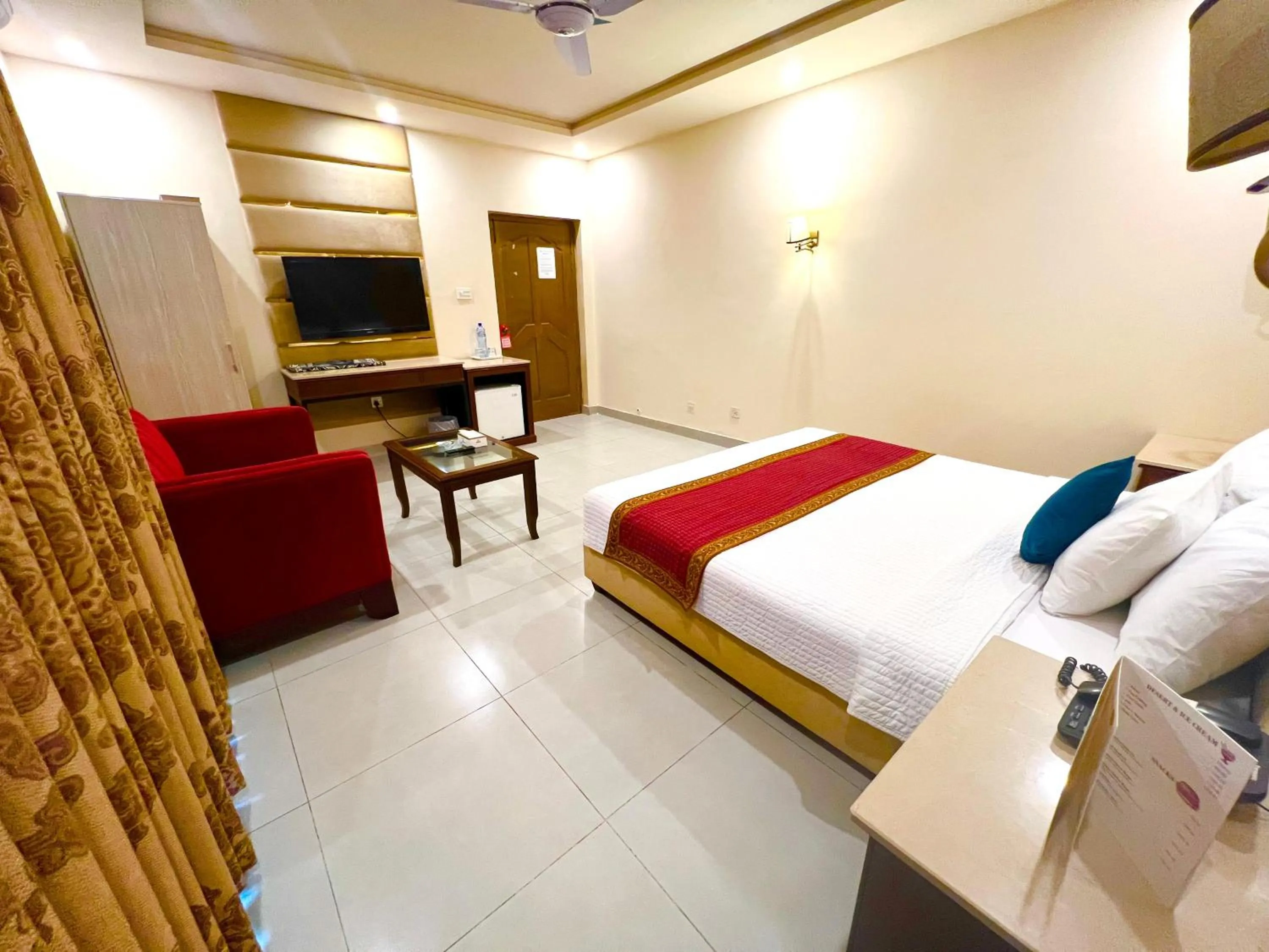 Bed in Shelton Guest House