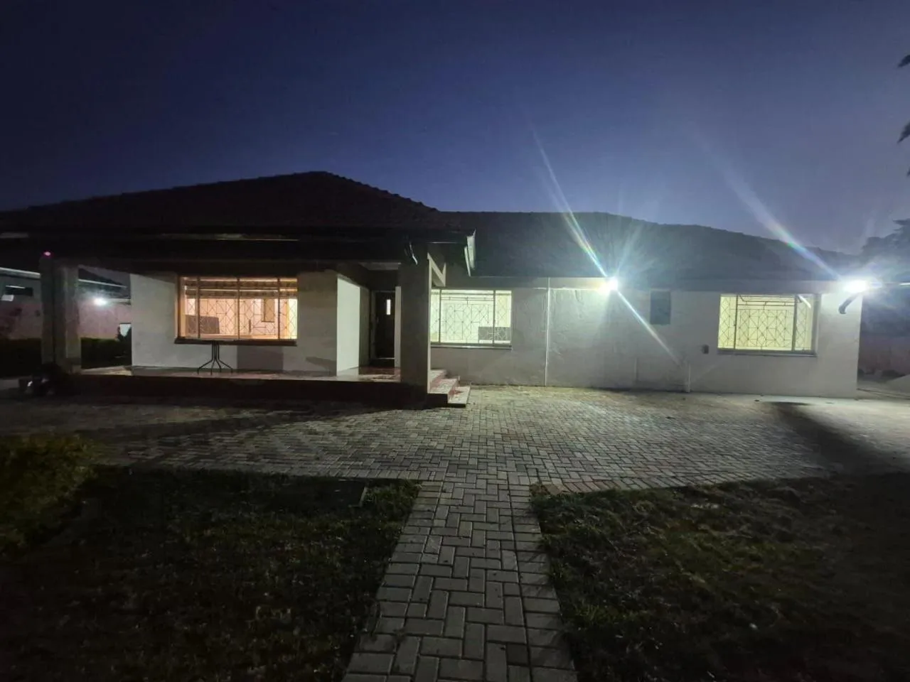 Property building in Ithonsi Guesthouse