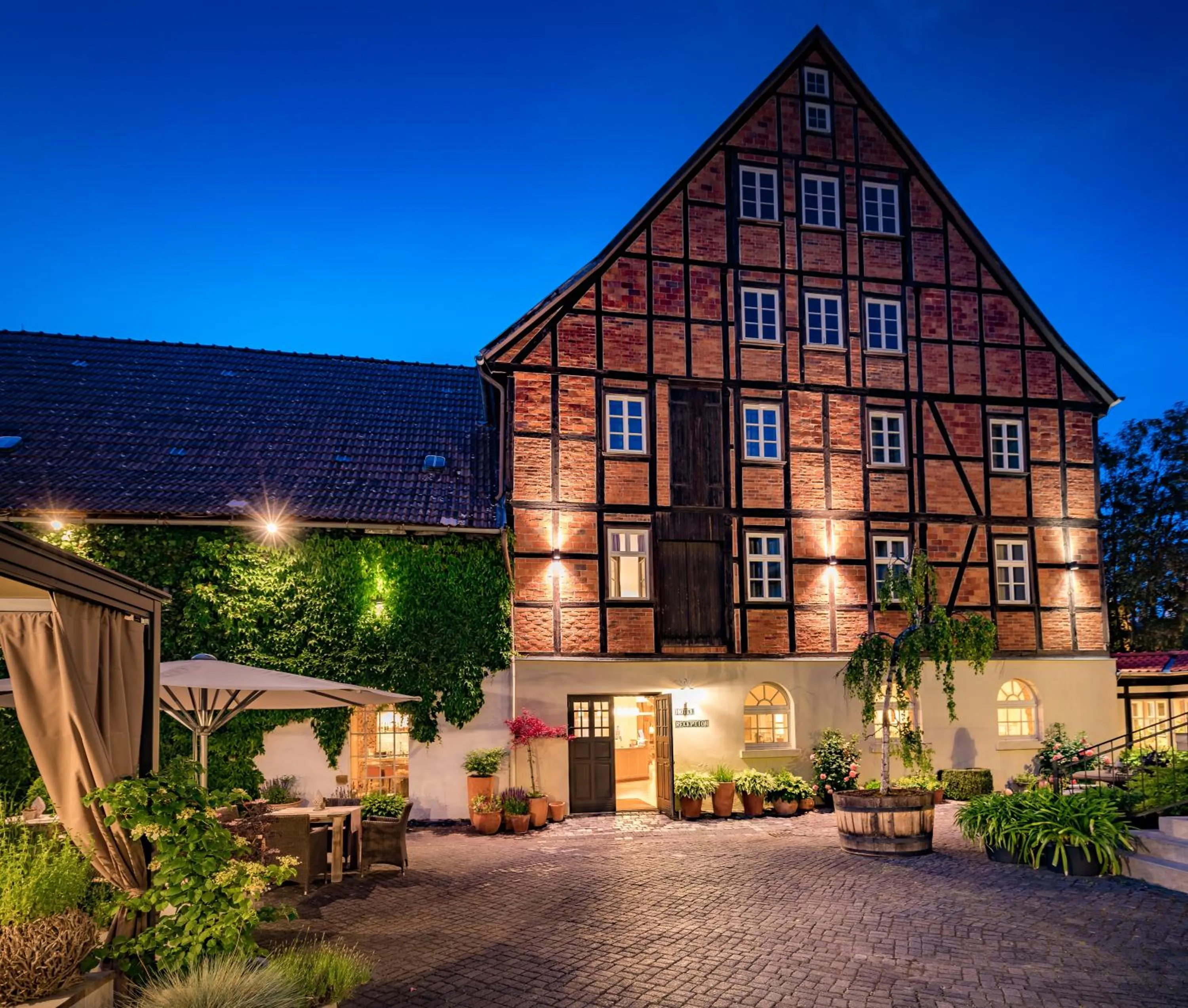 Property building in Romantik Hotel am Brühl