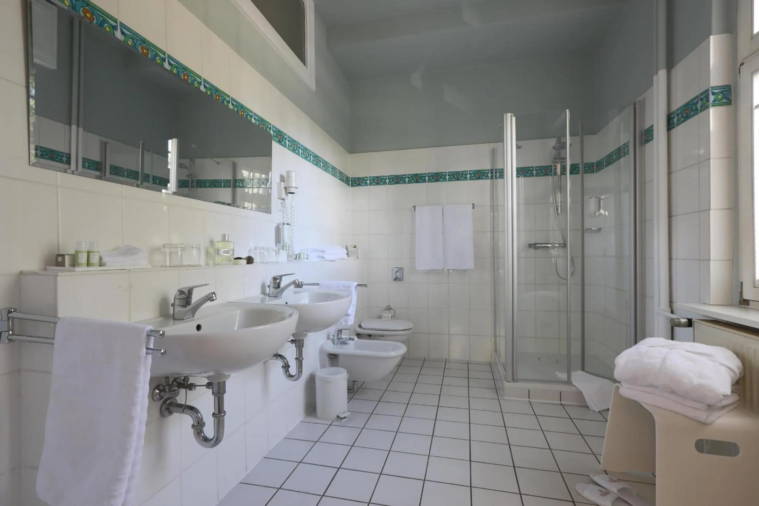 Bathroom in Romantik Hotel am Brühl