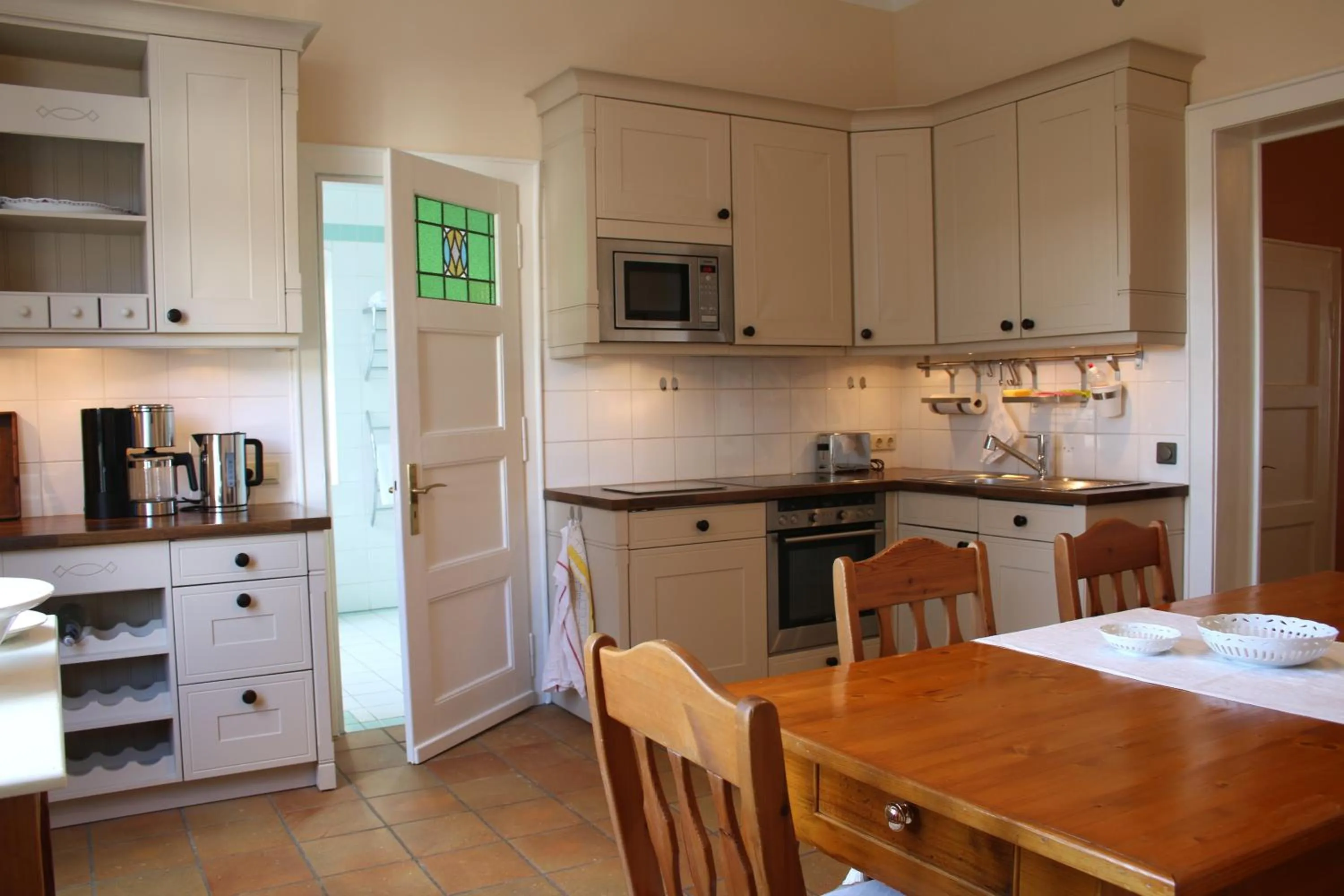 Kitchen or kitchenette in Romantik Hotel am Brühl