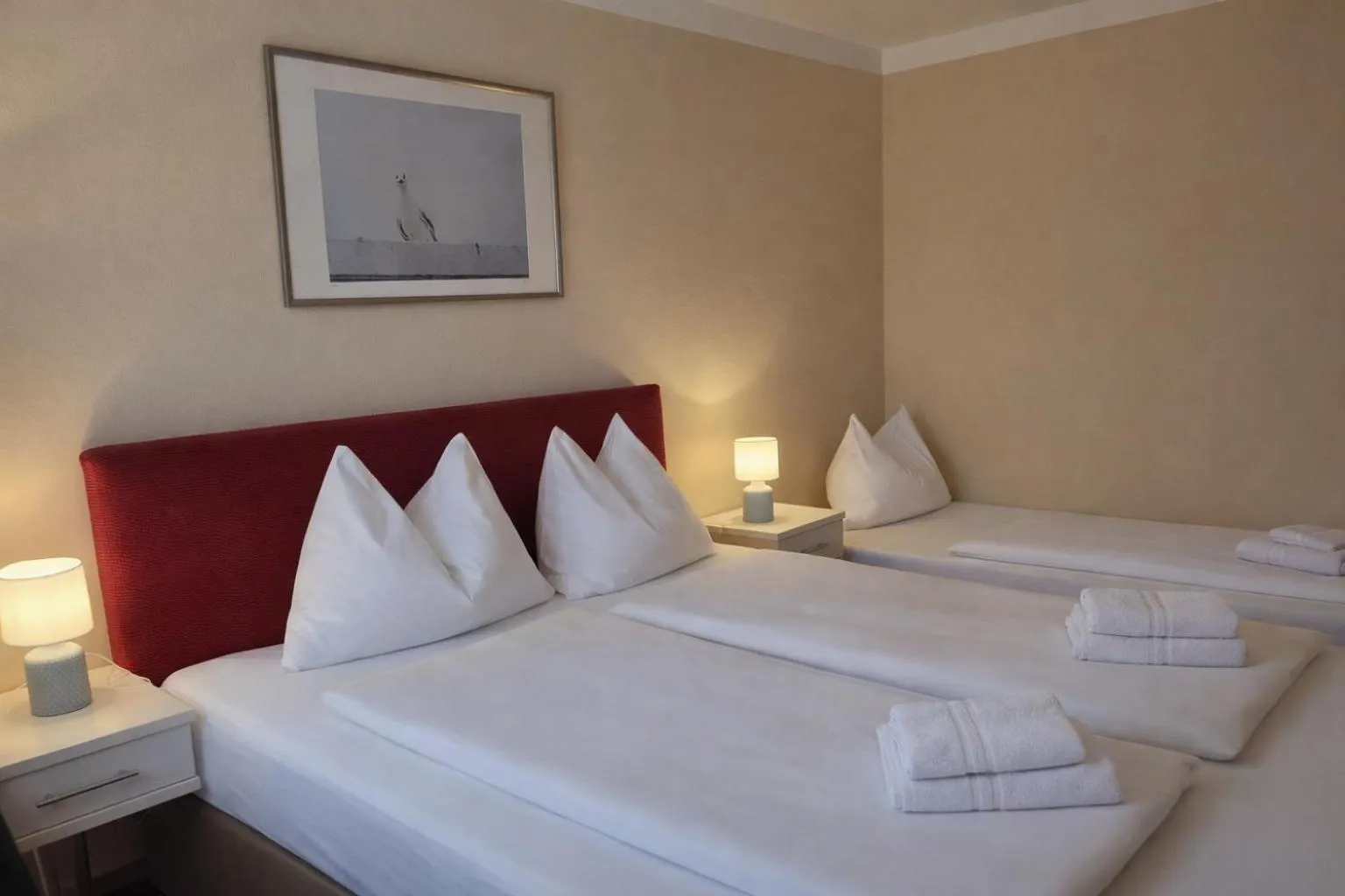 Photo of the whole room, Bed in Stadthotel Kramer