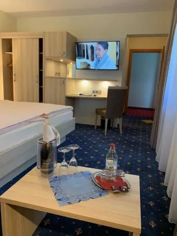 Bed in Hotel Sonnenhof