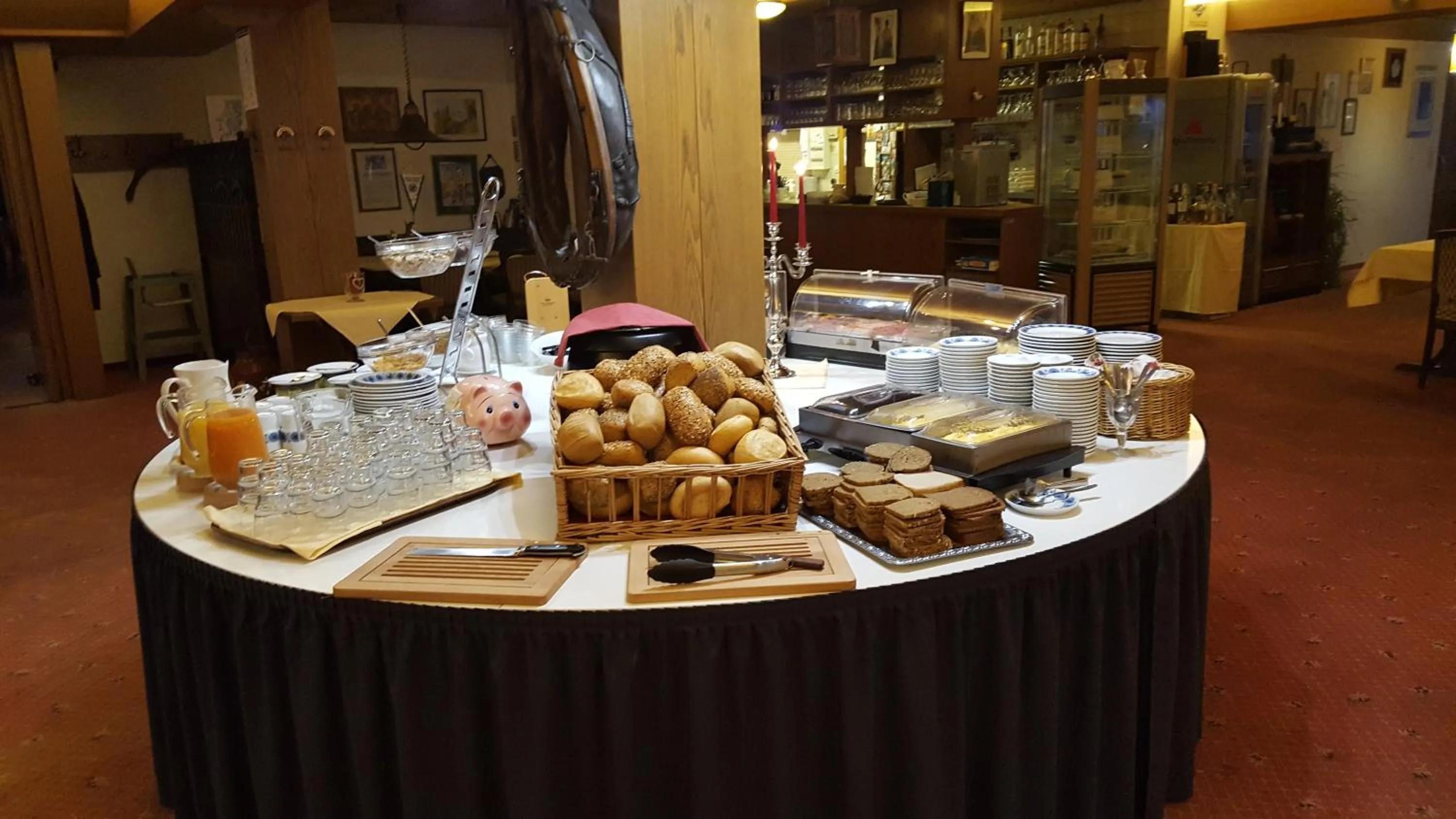 Buffet breakfast in Seehotel Geestland