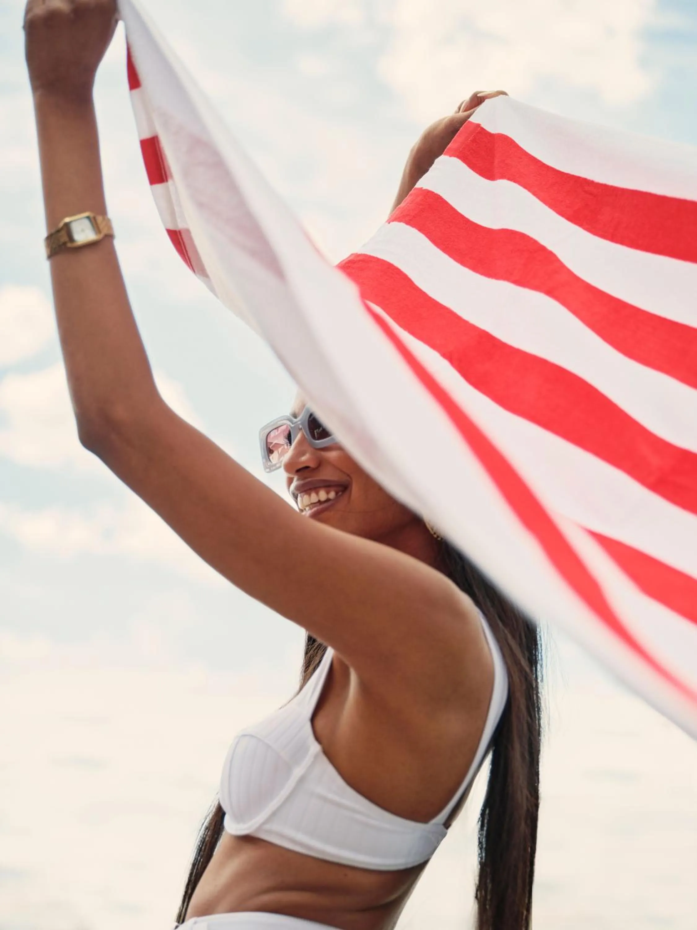 Swimming pool in Virgin Hotels New Orleans