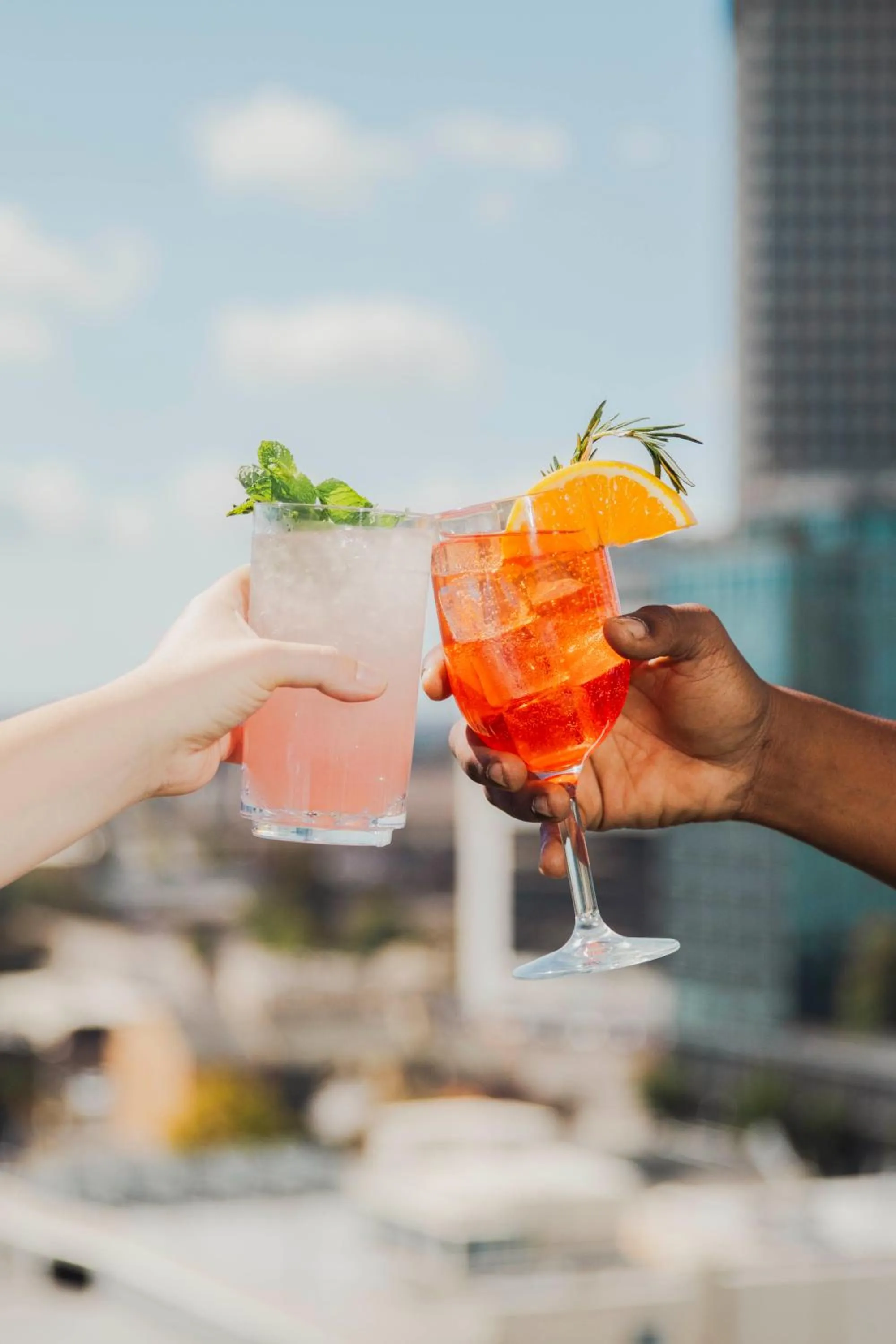 Alcoholic drinks in Virgin Hotels New Orleans