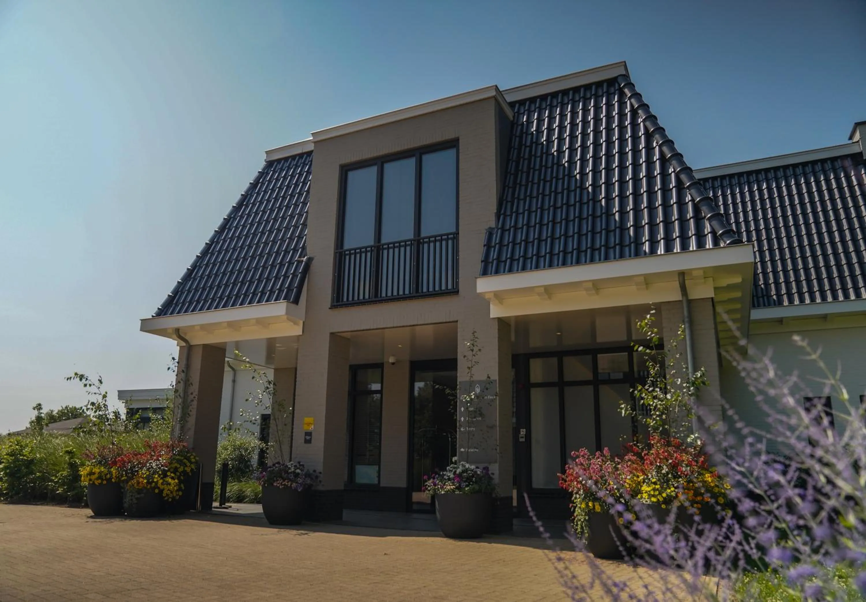 Property building in Hotel Ter Zand - Handwritten Collection