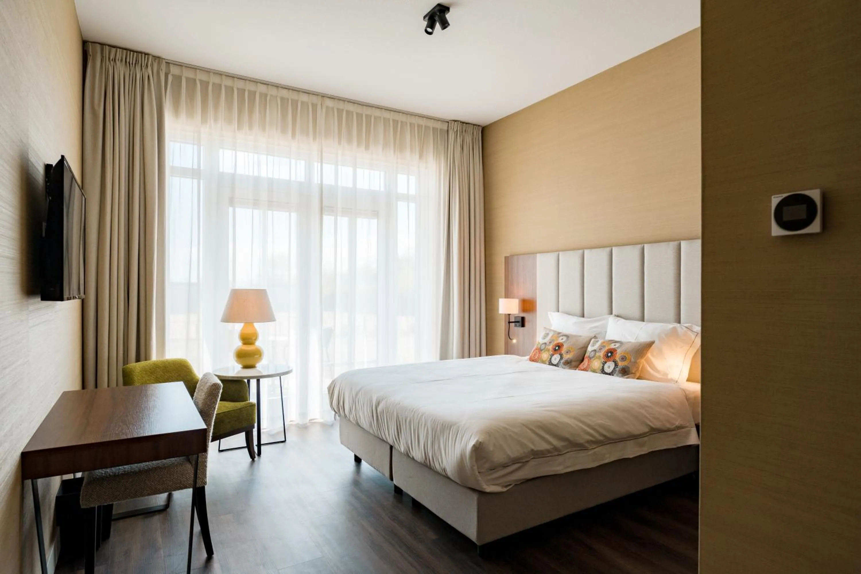 Bed in Hotel Ter Zand - Handwritten Collection