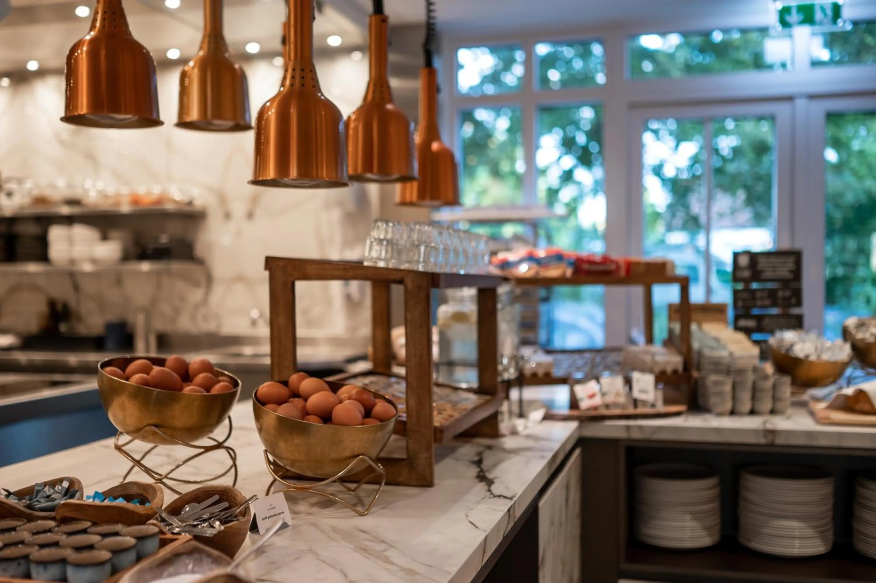 Breakfast in Hotel Ter Zand - Handwritten Collection
