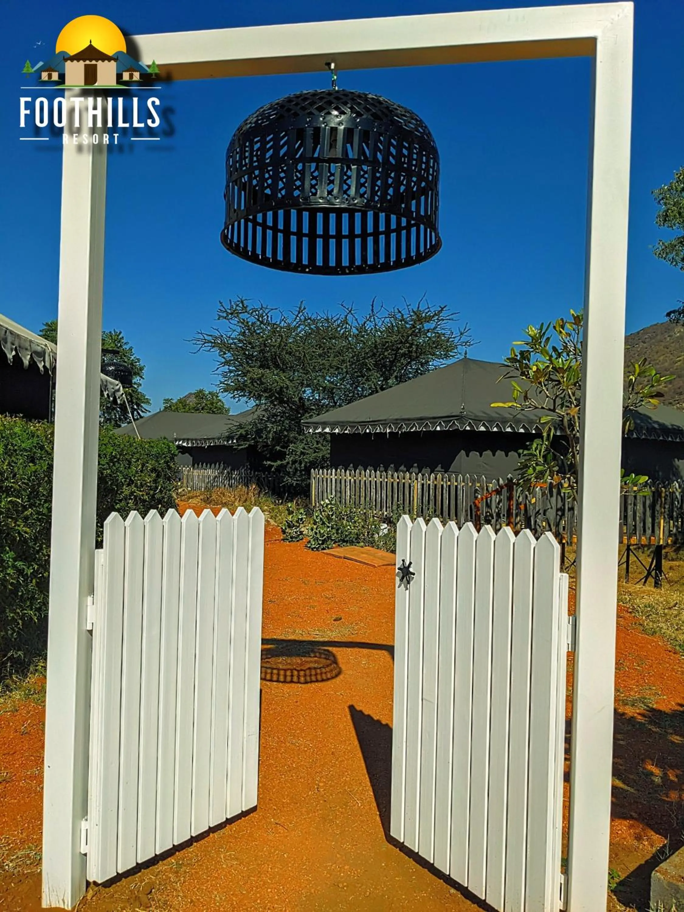 Facade/entrance in Foothill Pushkar Resort