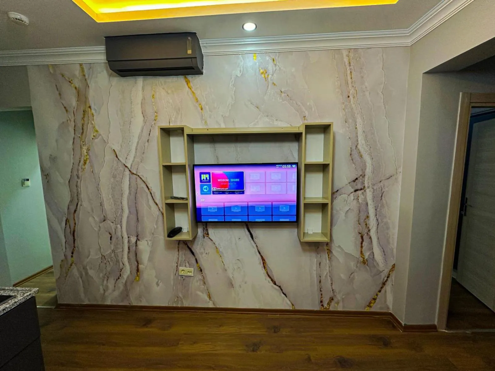 TV and multimedia in Sisli House By Remar Holding