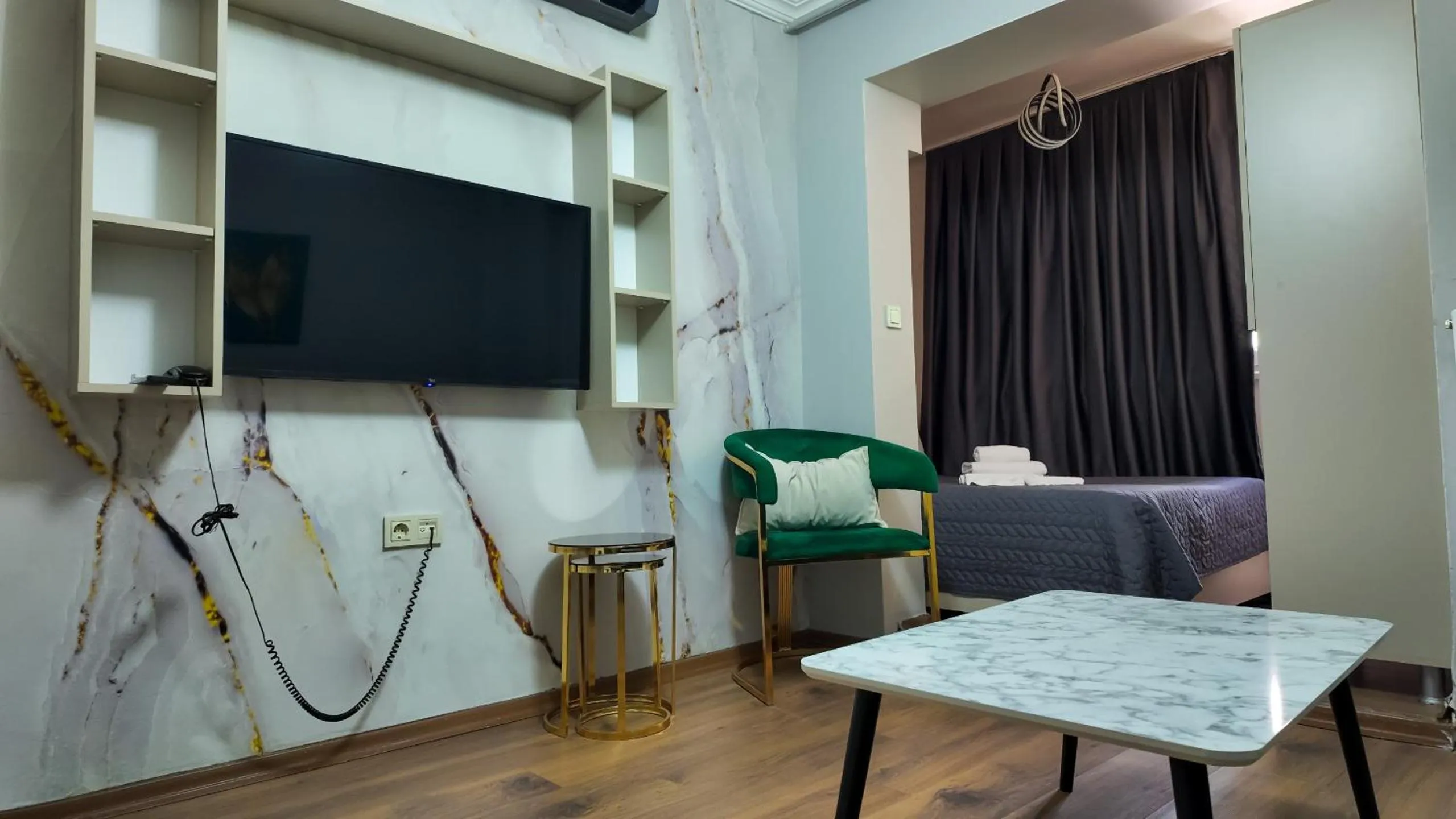 Living room in Sisli House By Remar Holding