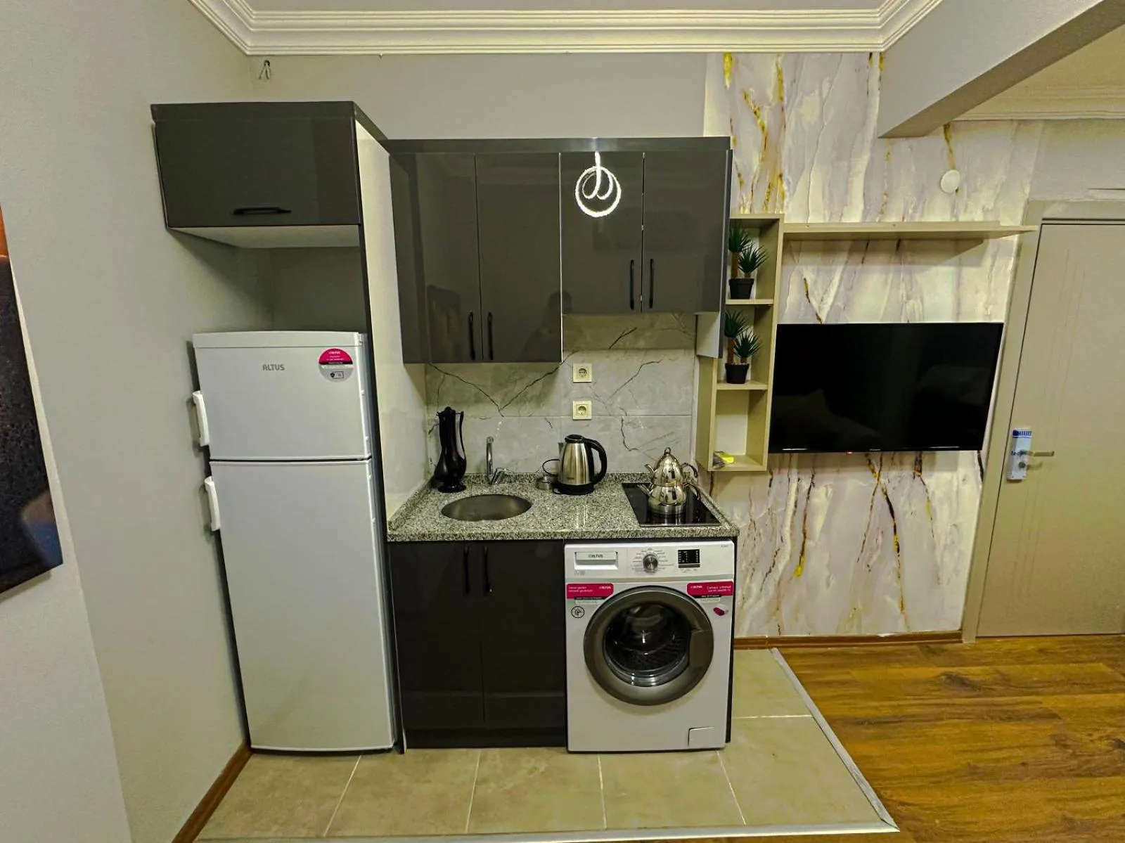 Kitchen or kitchenette in Sisli House By Remar Holding