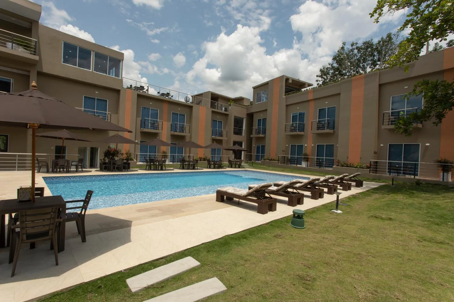 Swimming pool in Hotel Natural Hill's by H&R