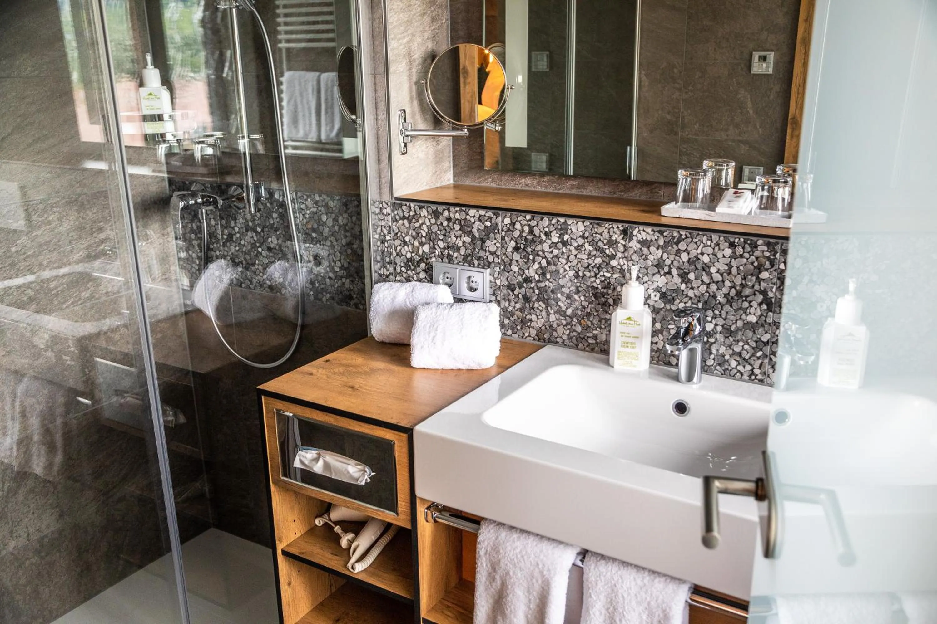 Bathroom in Hotel zur Post