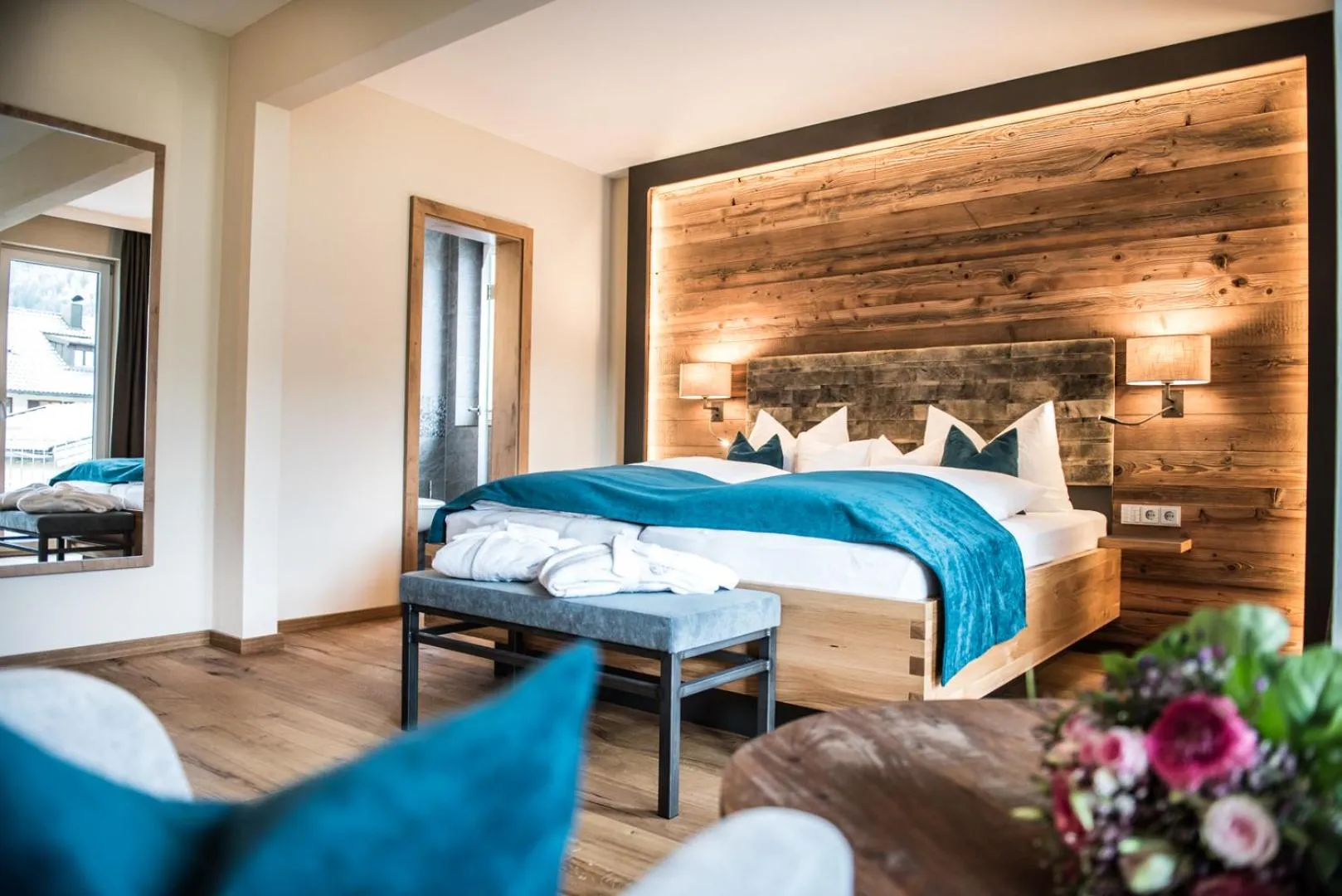 Photo of the whole room, Bed in Hotel zur Post