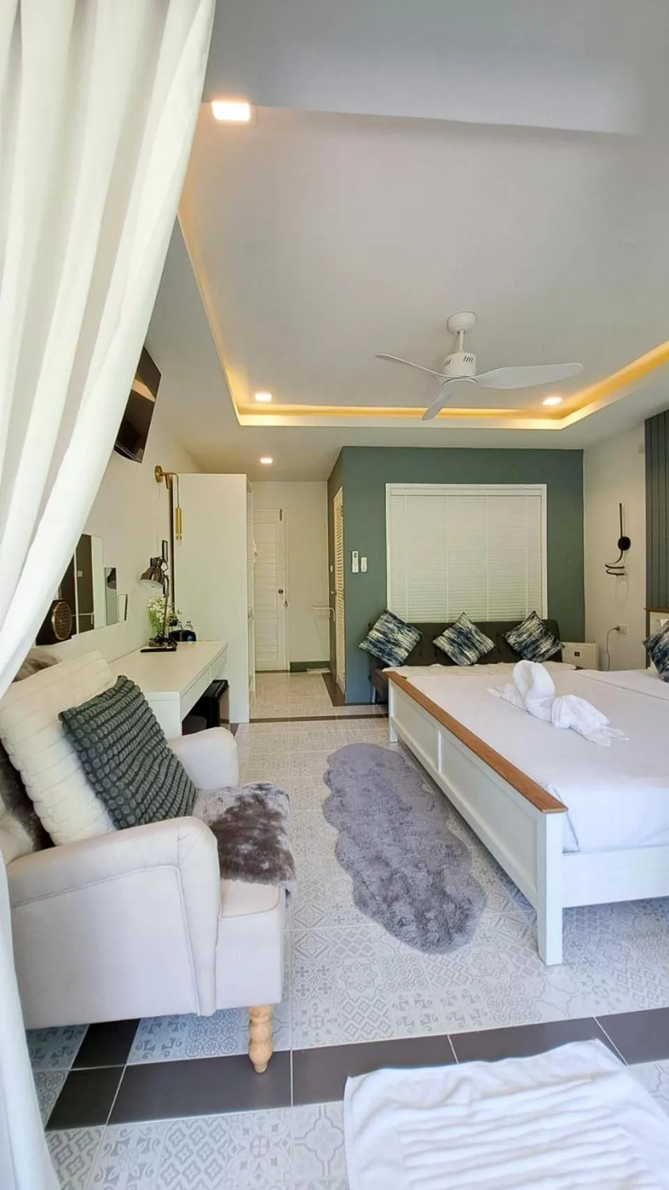 Bed in Magical Mountain View Resort